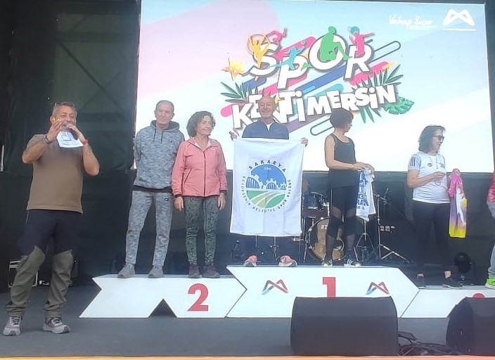 Büyükşehir sporcuları iki önemli organizasyondan madalya ile döndü