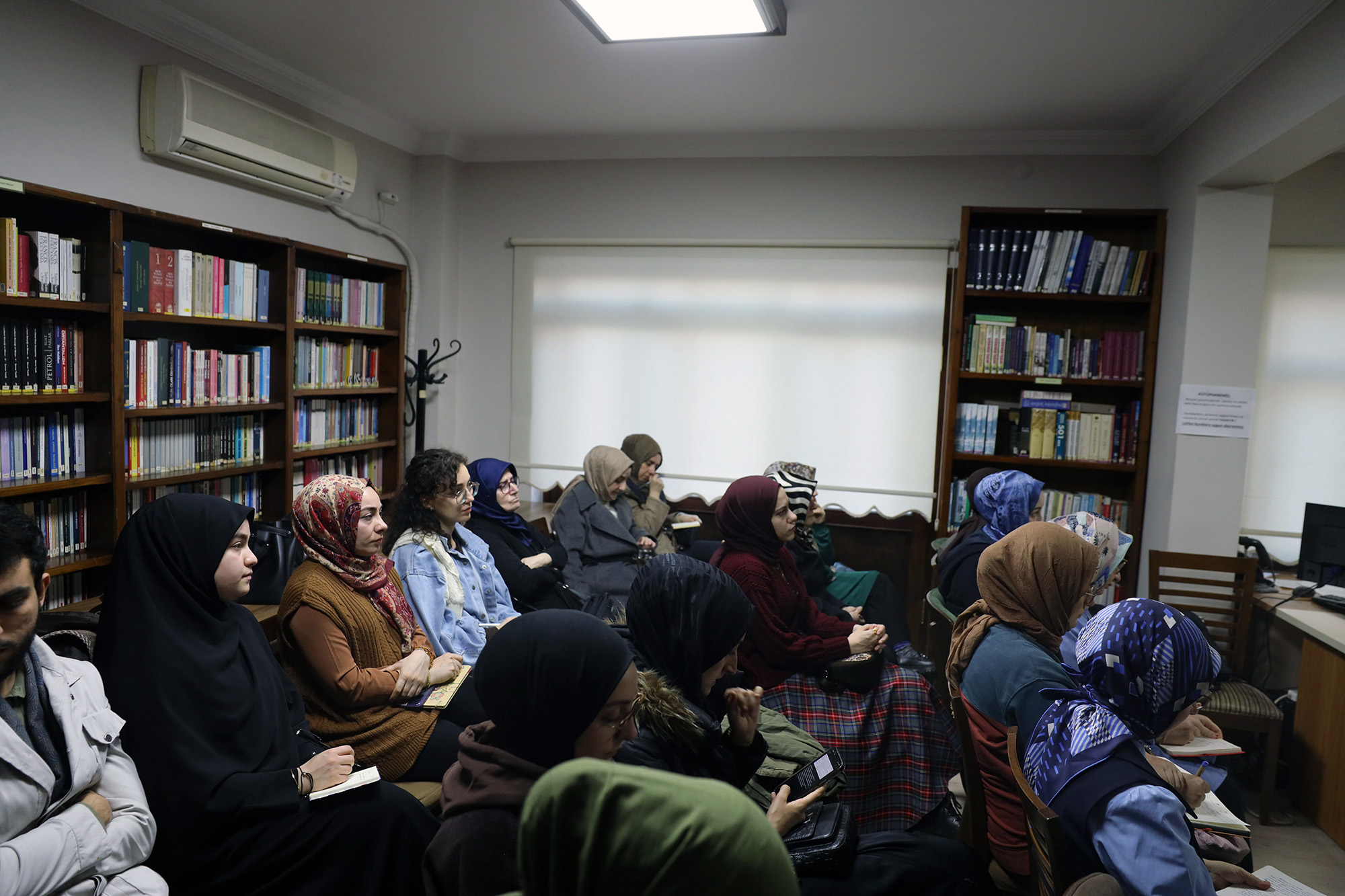 Büyükşehir Akademi’de kültür ve sanat dolu eğitimler sürüyor