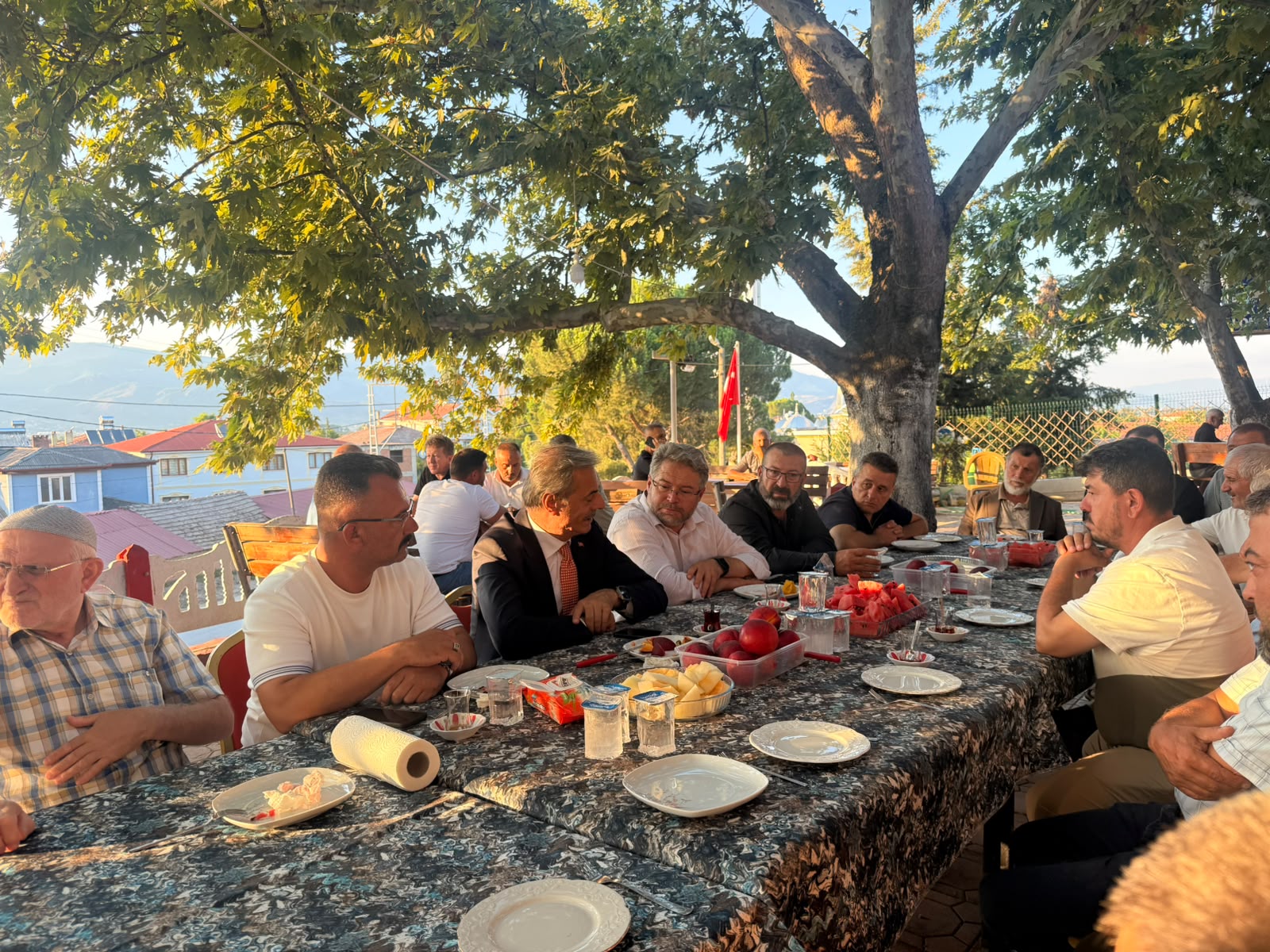 Başkan Alemdar, Geyve Bayat’ta hemşehrileriyle buluştu
