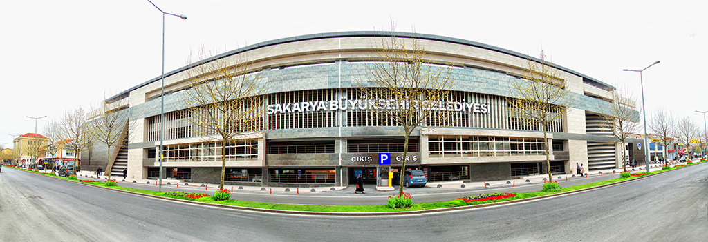 Şehrin İlk Katlı Otopark’ı hizmette