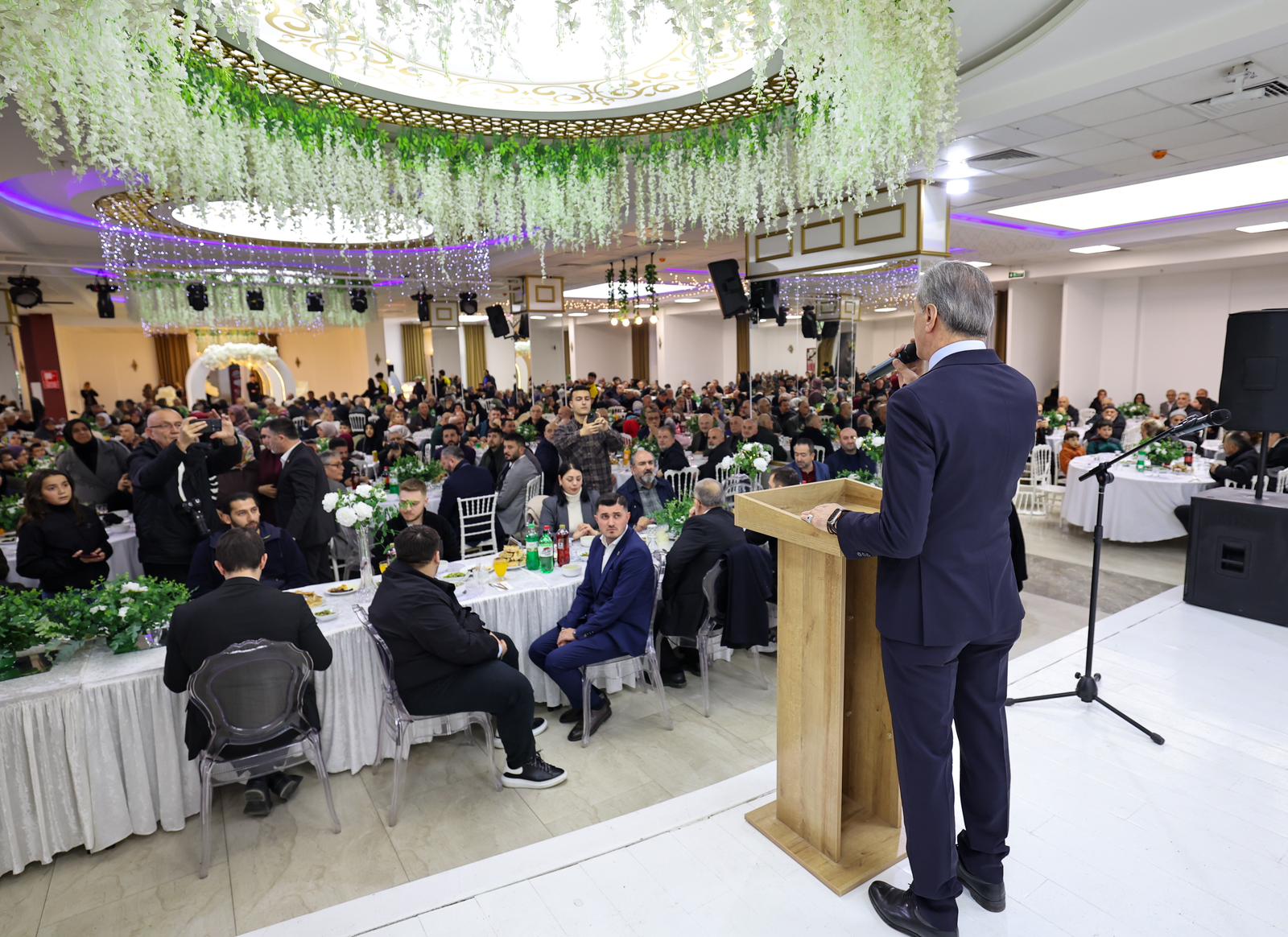 Başkan Yusuf Alemdar'dan Hendek’te peş peşe müjdeler