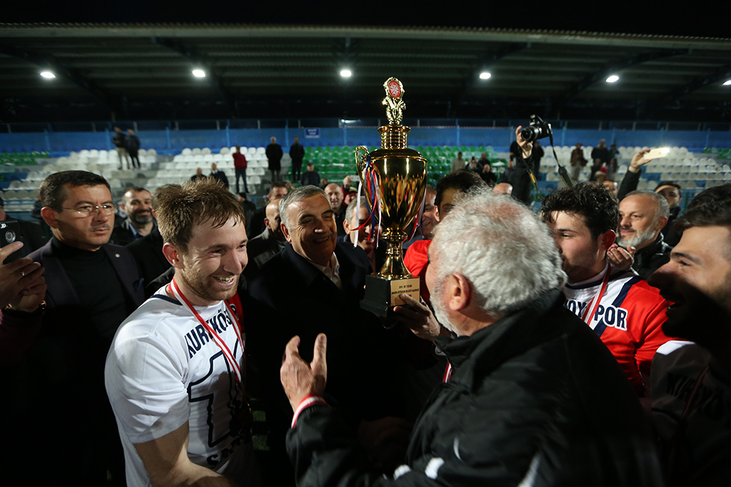 Başkanlık Kupası Sapanca Kurtköyspor’un