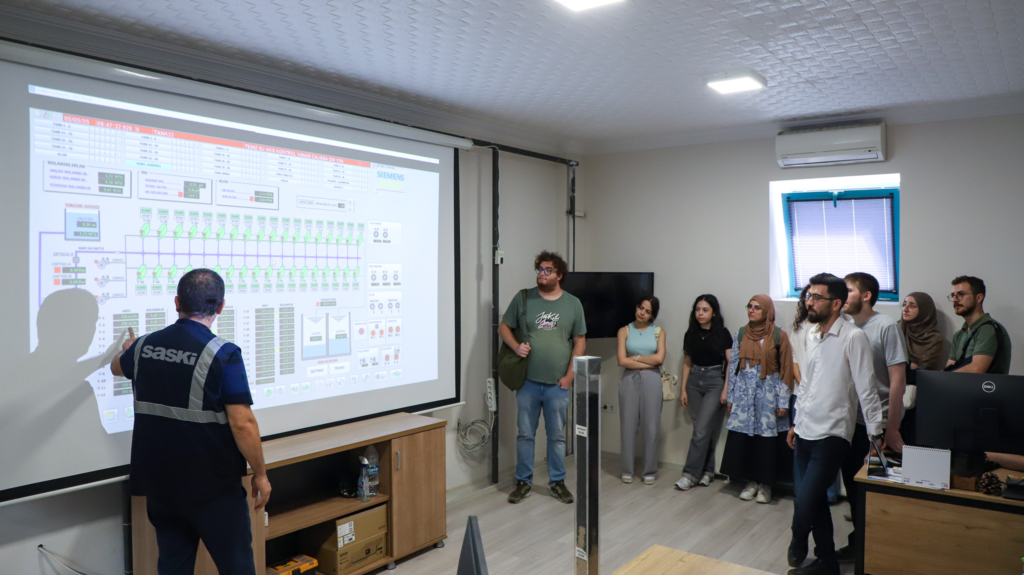 Geleceğin hekimleri SASKİ tesislerinde su ve atık su süreçlerini gözlemledi