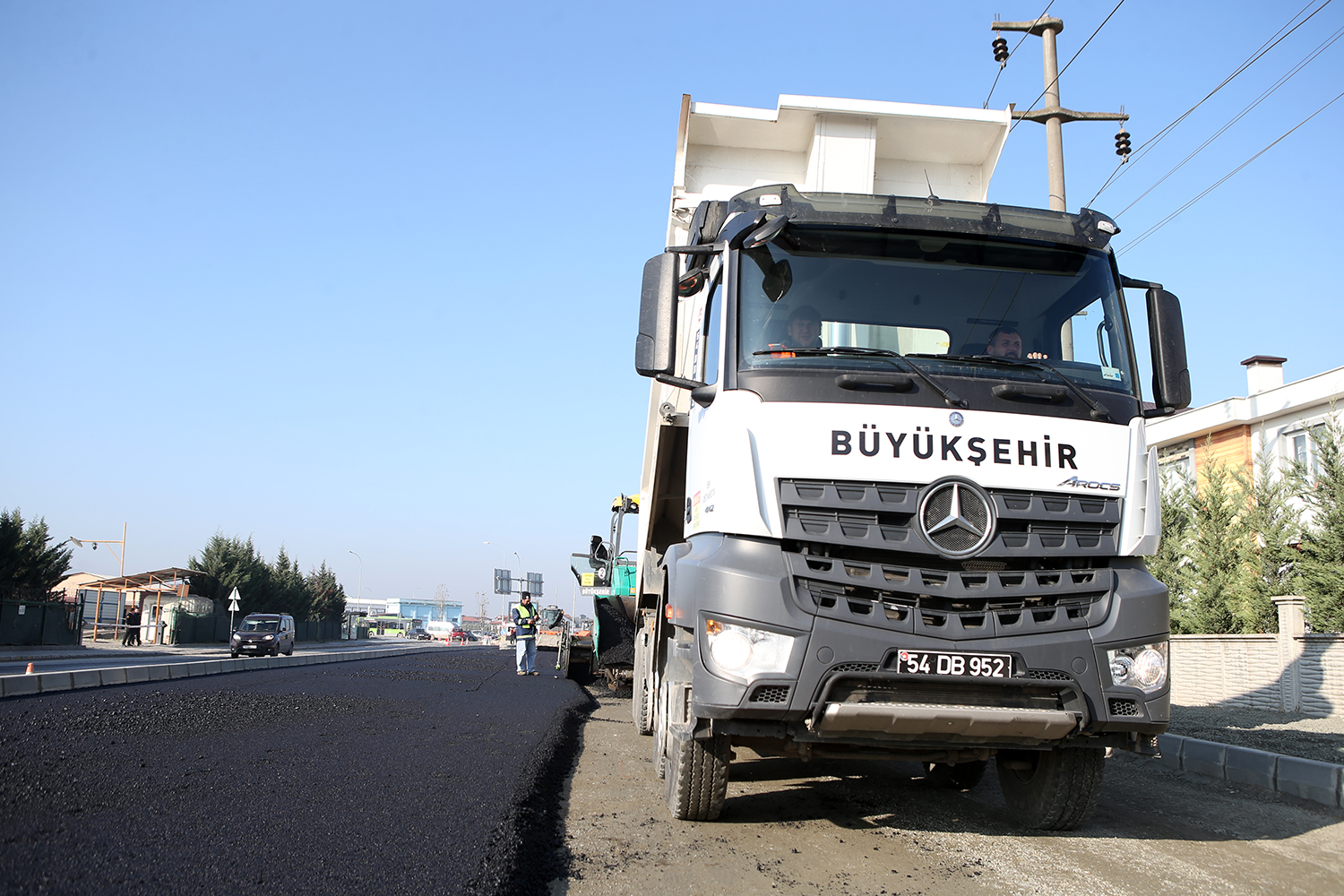 Altyapı ve üstyapısıyla Yazlık Caddesi’ne duble rahatlık