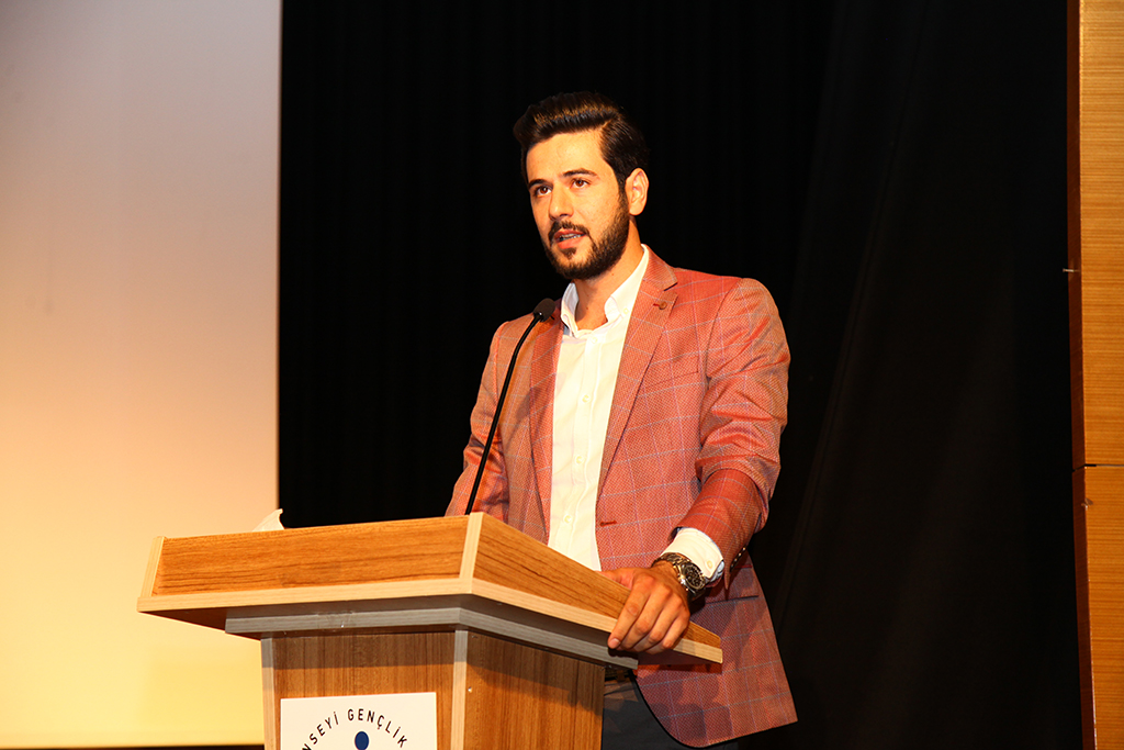 Aziz şehitlerimiz başlarımızı göğe erdirdi