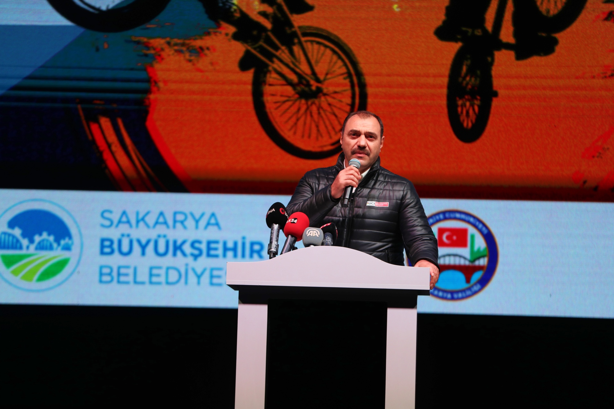 BMX coşkusu başladı: “Sakarya dünyada bisikletin merkezi olma yolunda”