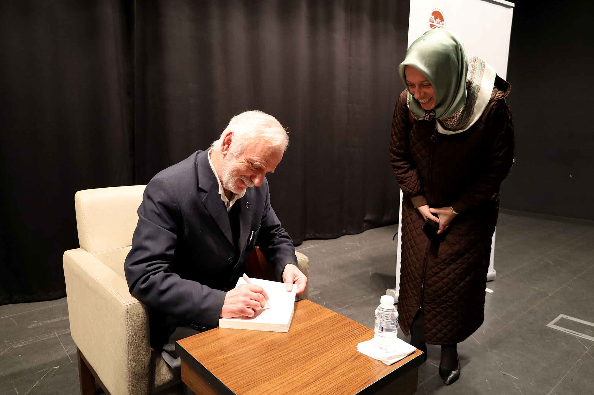 “Hz. Mevlâna’yı ve tasavvufu anlamak kalbi cilalamaktan geçer”