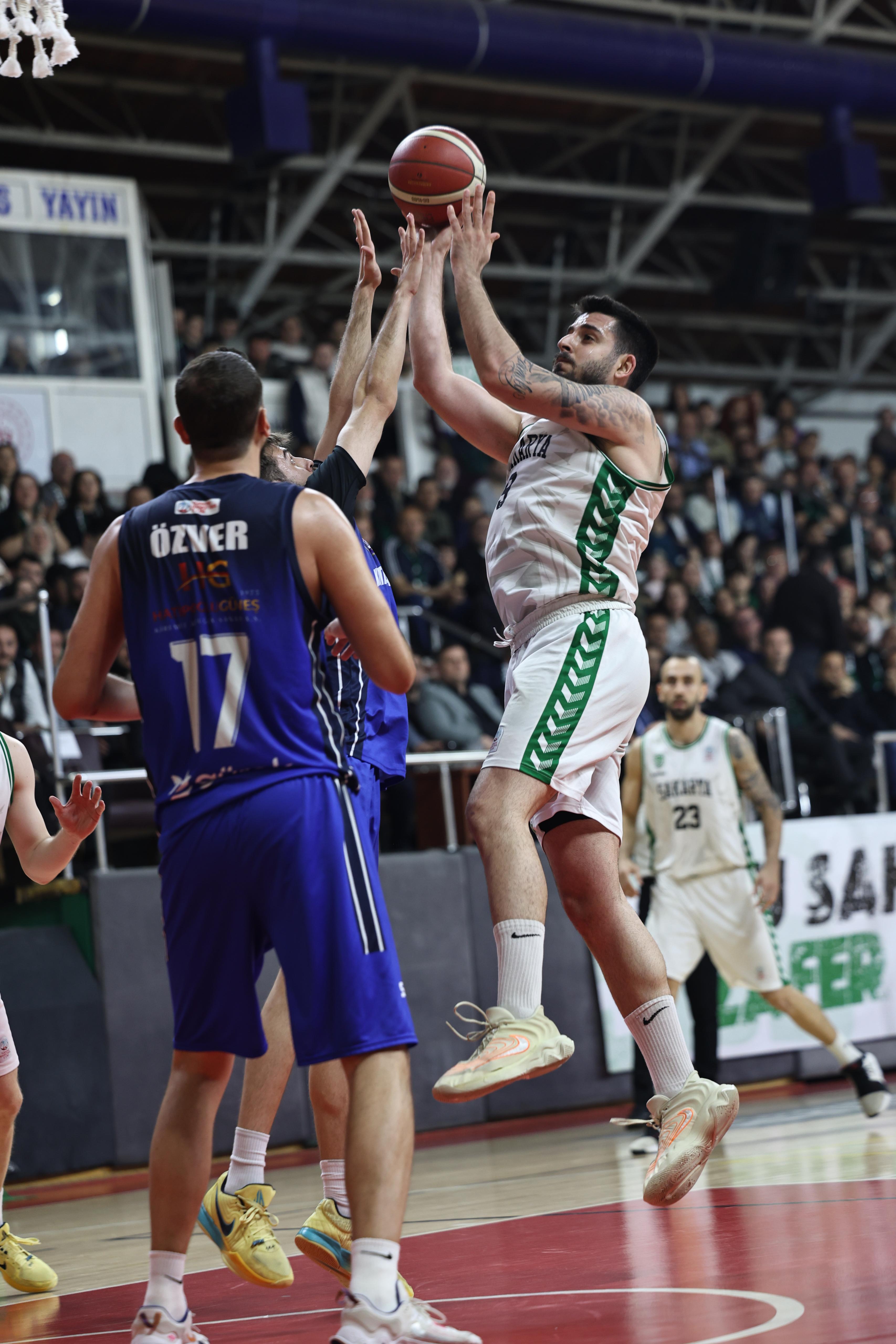 Büyükşehir Basketbol seride 2-0 öne geçti: 88-80