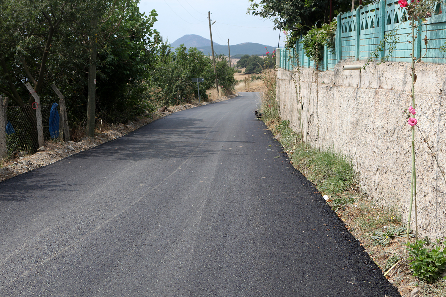 Pamukova’da 7 mahalleye daha sıcak asfalt