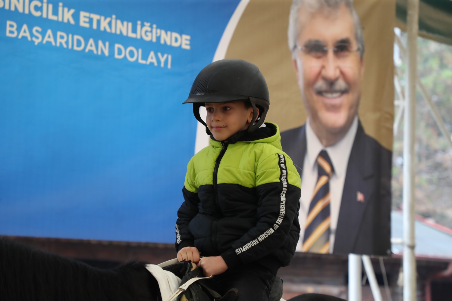 İlk at binme deneyimini Büyükşehir’le yaşadılar