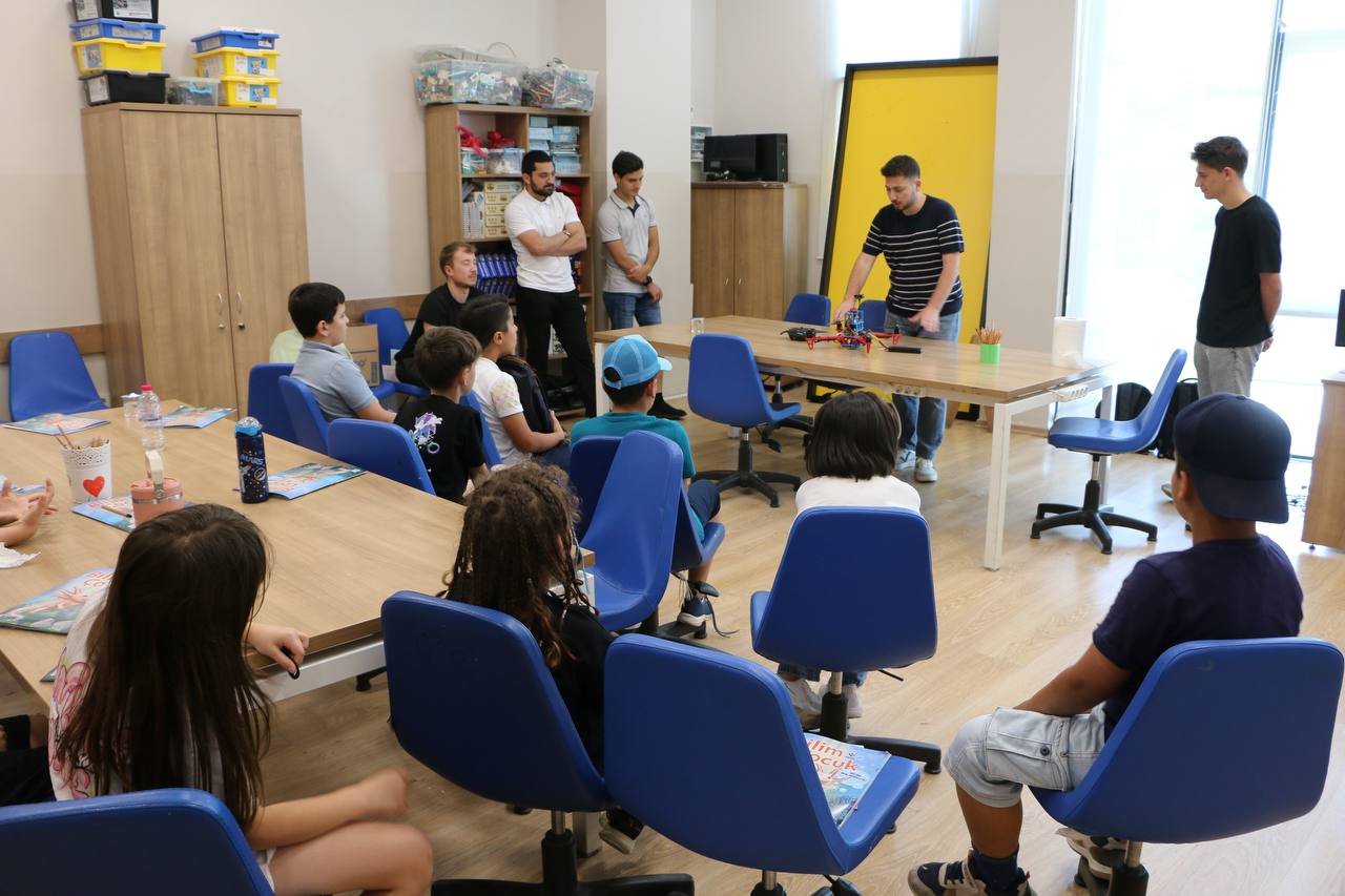 Genç Düşünürler Bilim Atölyesi’nde keşif ve deney dolu bir gün