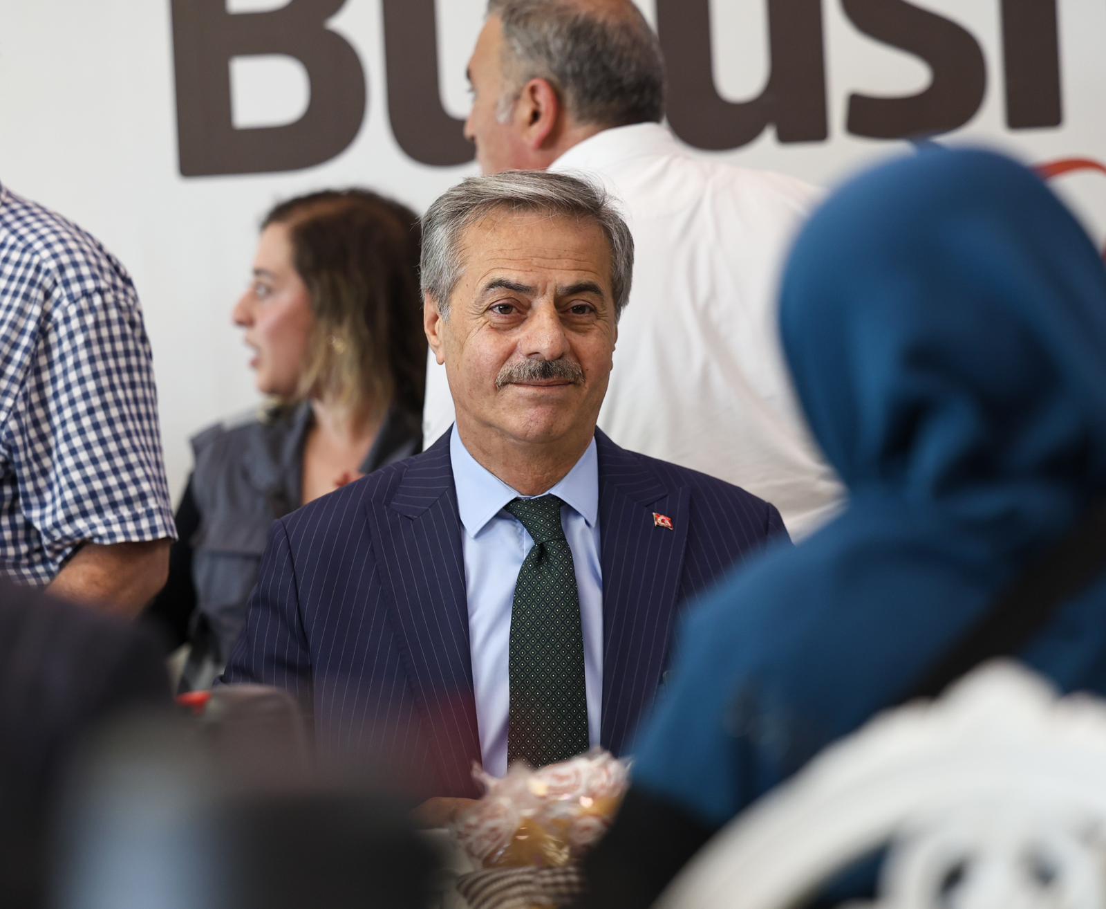 Yusuf Alemdar YADEM sakinleri ve çiftlerle aynı sofrada: “Aile, her şeydir”