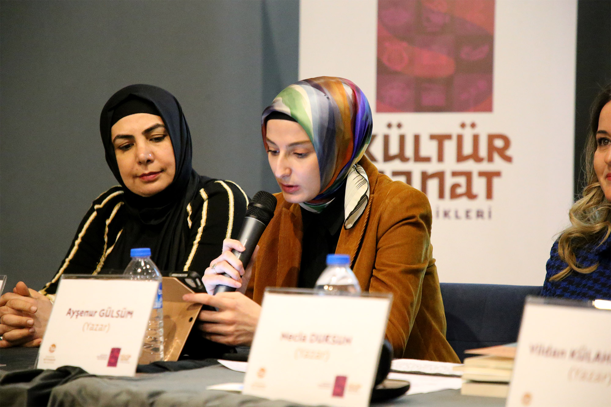 Sakaryalı yazarlarla yuvada ‘sanat’ dolu sohbet