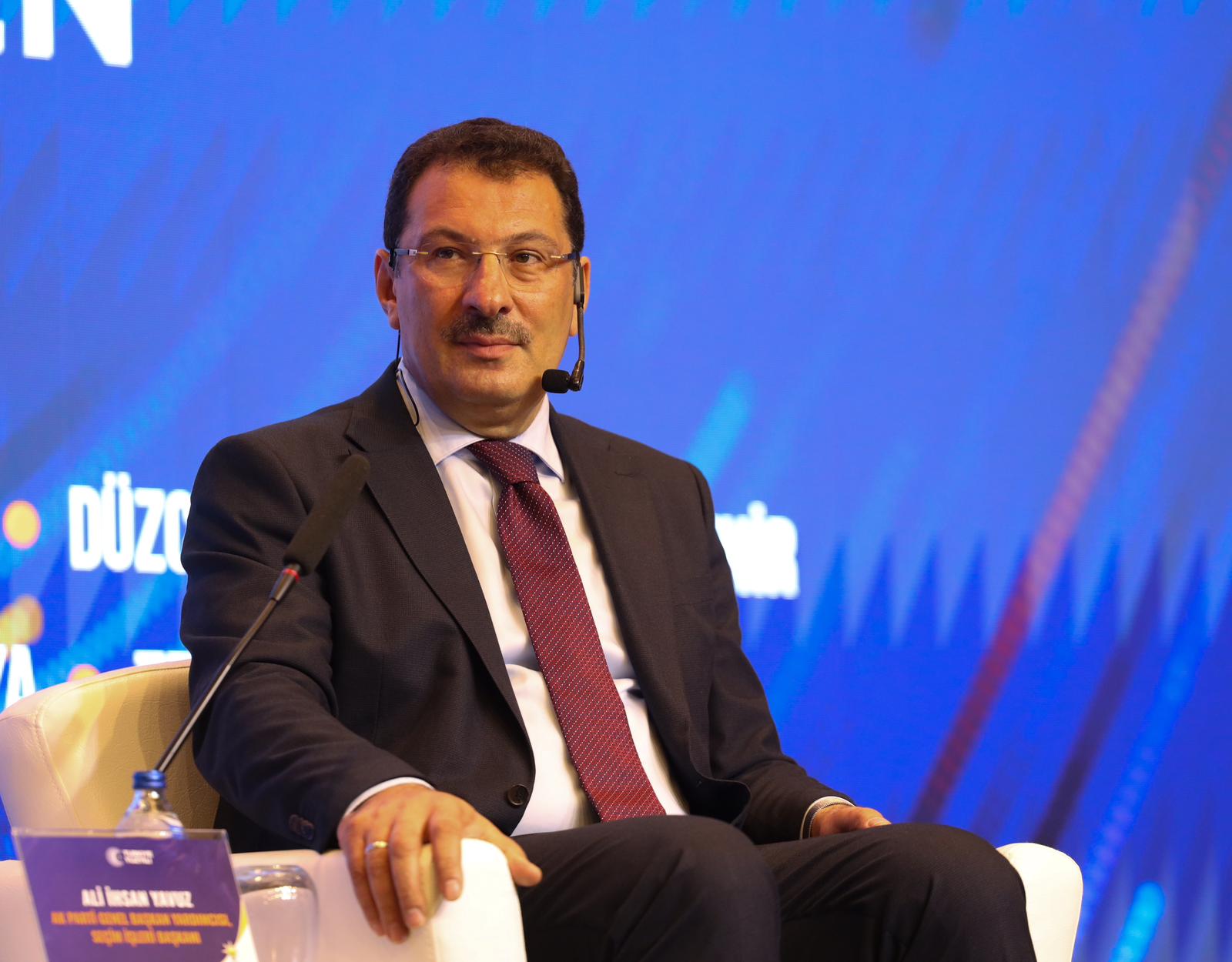 16 şehir, 111 belediye başkanıyla AK Parti’nin hizmet neferleri Sakarya’da