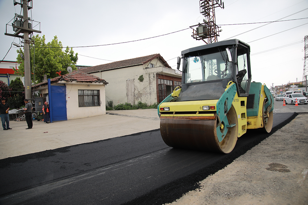 Erenlere sorunsuz altyapının ardından asfalt