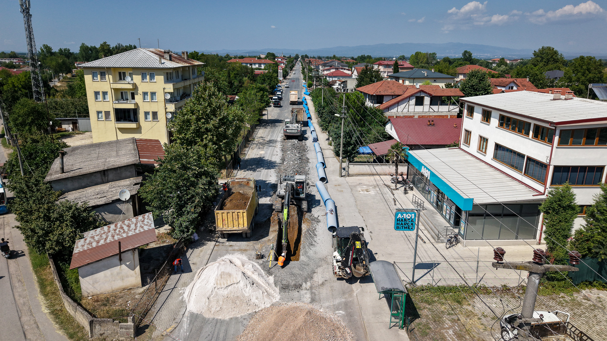 Akyazı’nın 100 kilometrelik altyapı hattı için saha çalışmaları başladı