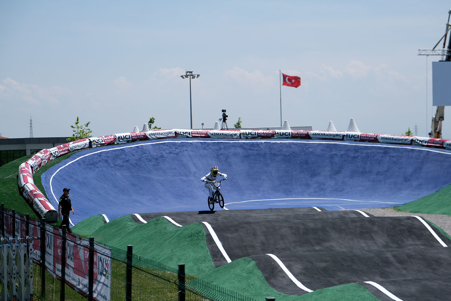 BMX Dünya Kupası sporculardan Sakarya’ya övgü dolu sözler: Türkler benim ailem, Sakaryalılar fazlasıyla arkadaş canlısı