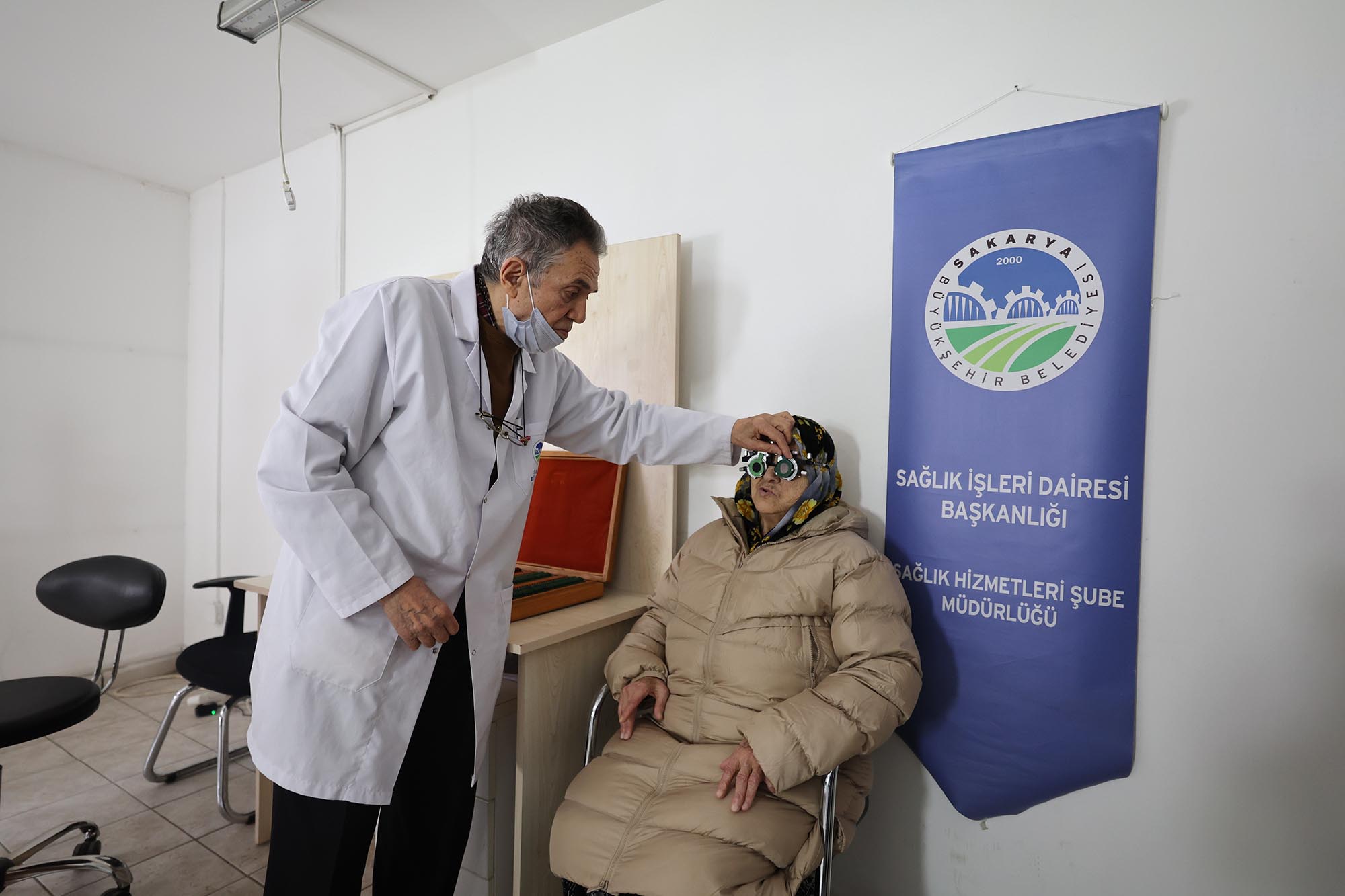 Tıp Merkezi’nde çiçeklerle karşılayıp hem sağlığa hem de maneviyata şifa oldular