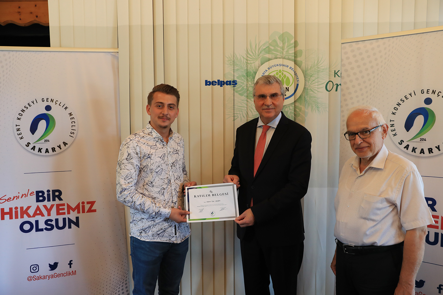 Başkan Yüce, Gençlik Meclisi öğrencileriyle bir araya geldi