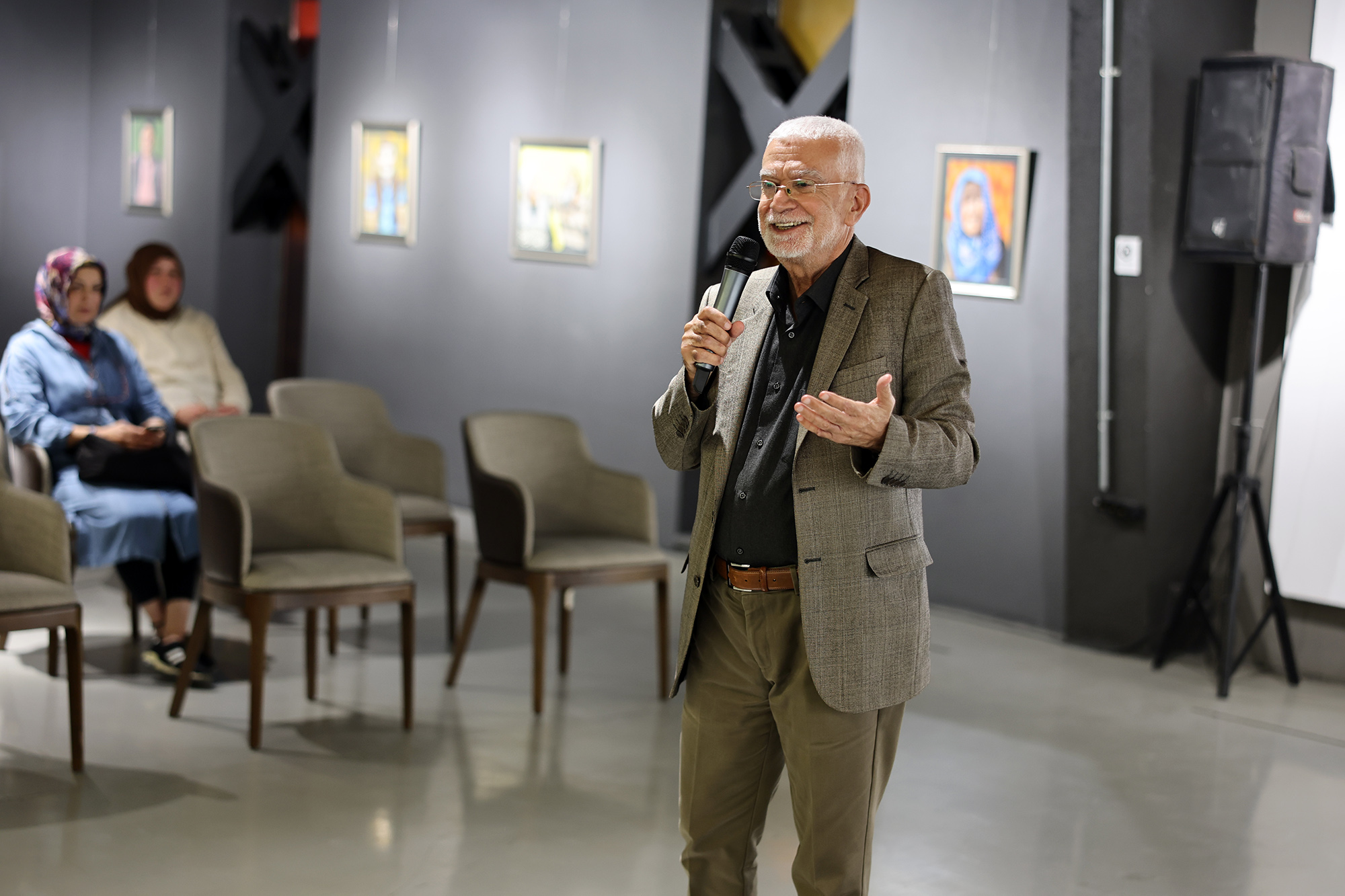 Prof. Dr. Atilla Yayla Sakarya’daydı: “Kendiliğinden düzeni, bir aktör ya da düşünce oluşturmaz”