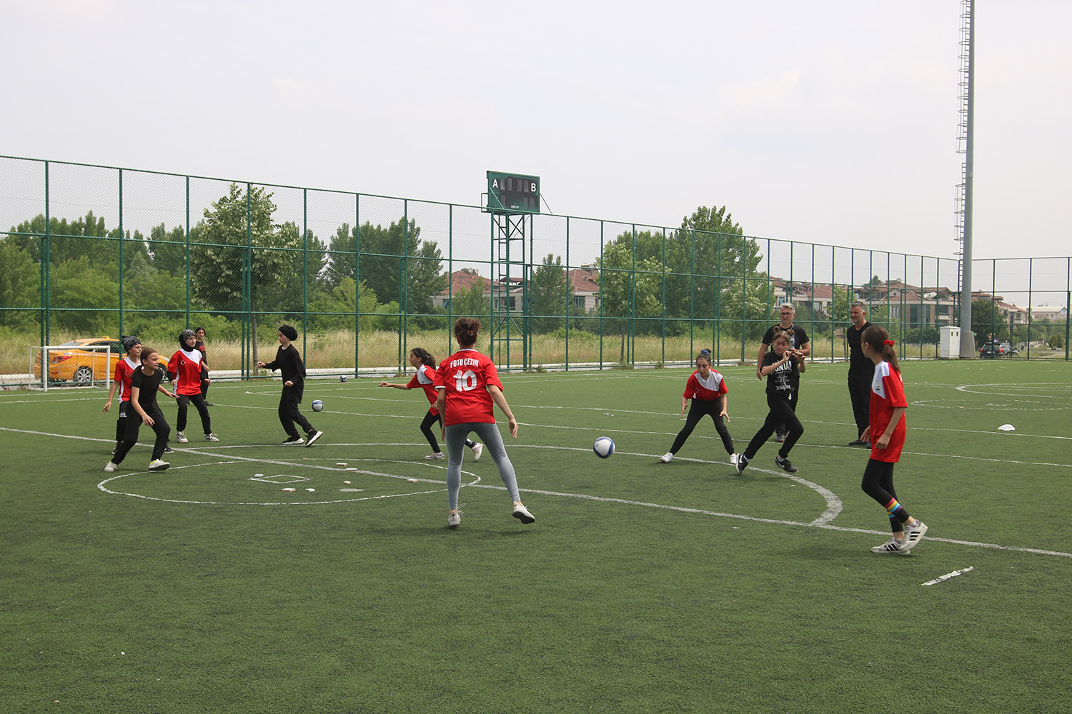 Unutulmaya yüz tutmuş oyunlarla doyasıya eğlendiler