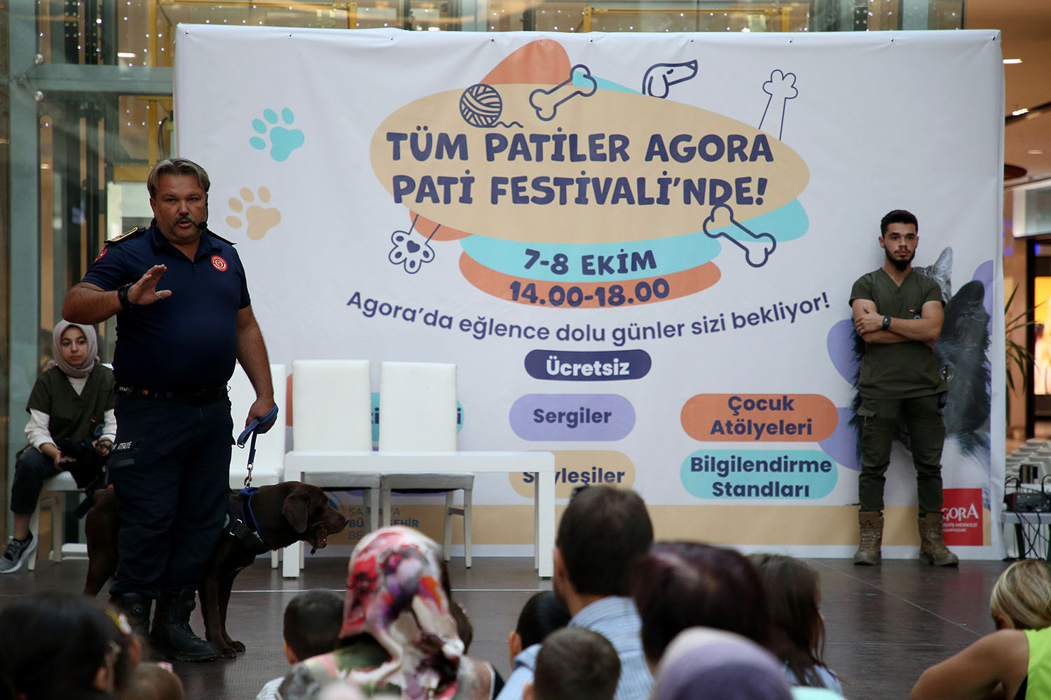 Büyükşehir ekipleri çocuklarla buluştu Pati Festivali renkli görüntülere sahne oldu