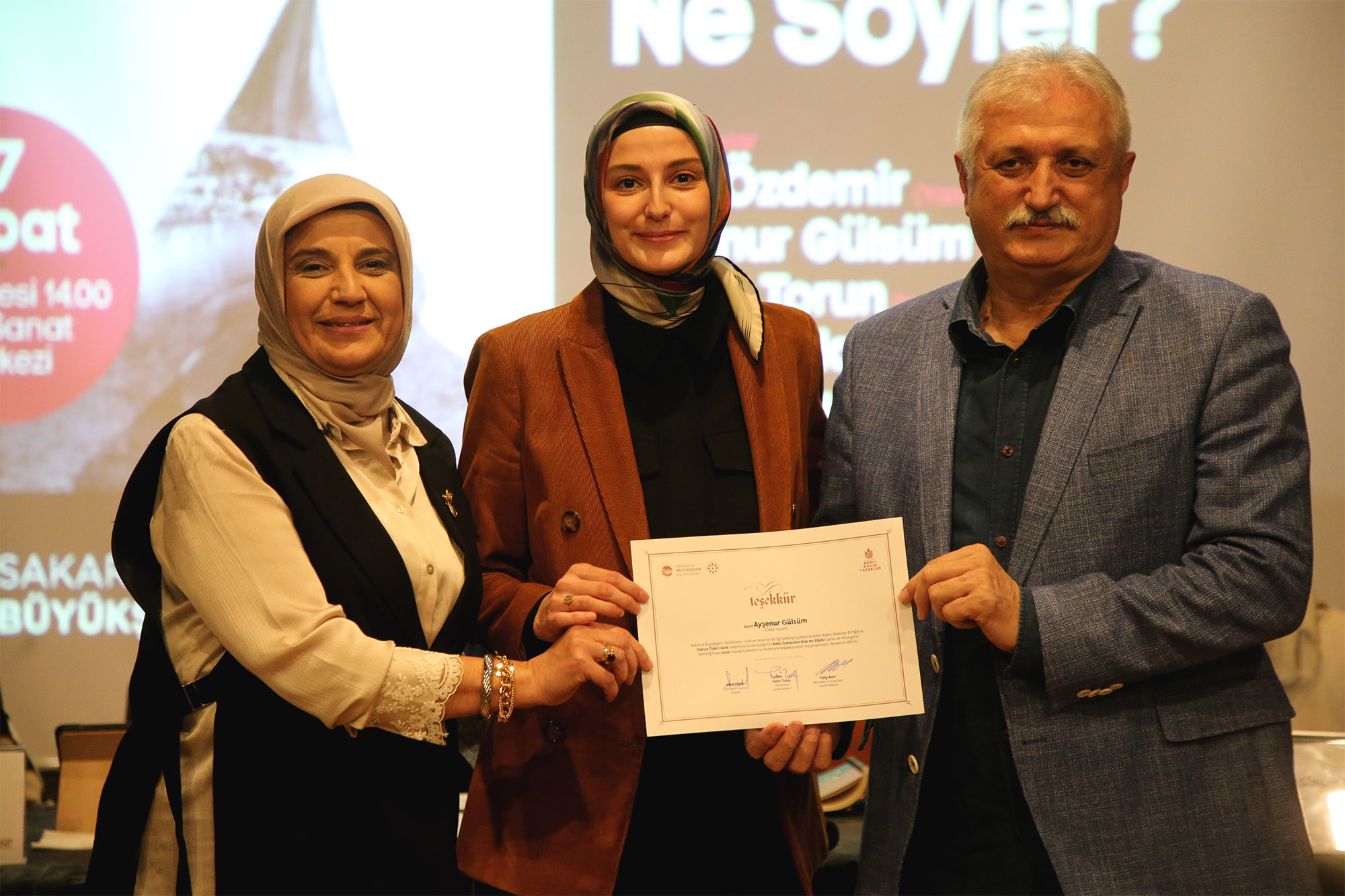 Sakaryalı yazarlarla yuvada ‘sanat’ dolu sohbet