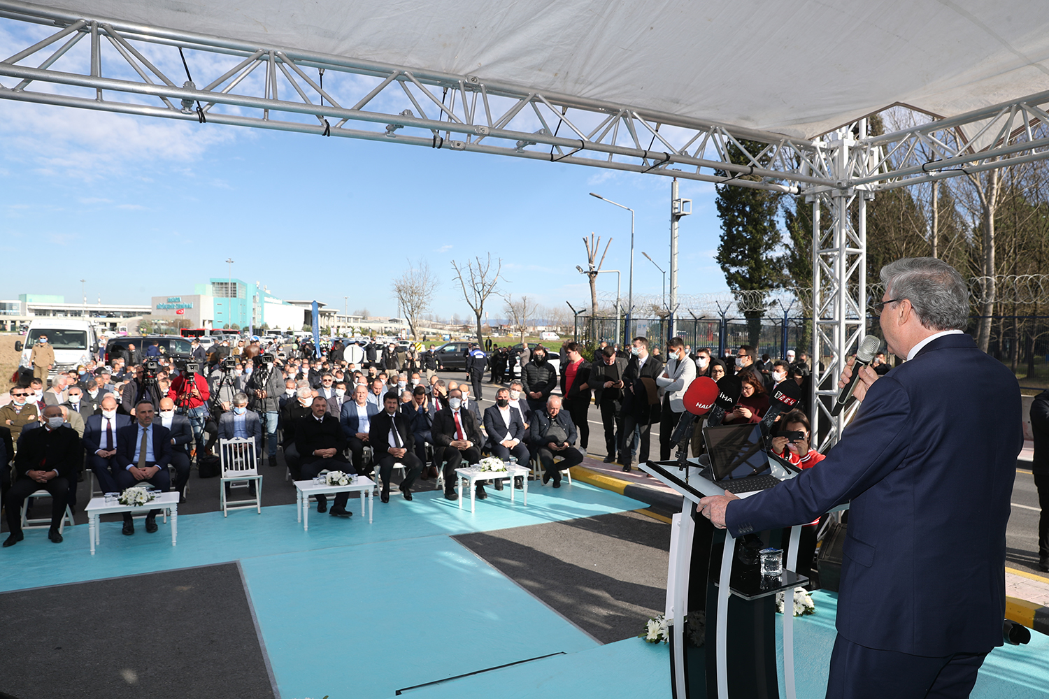 “Arifiye’nin yeni duble yolu ve gasilhane hayırlı olsun”