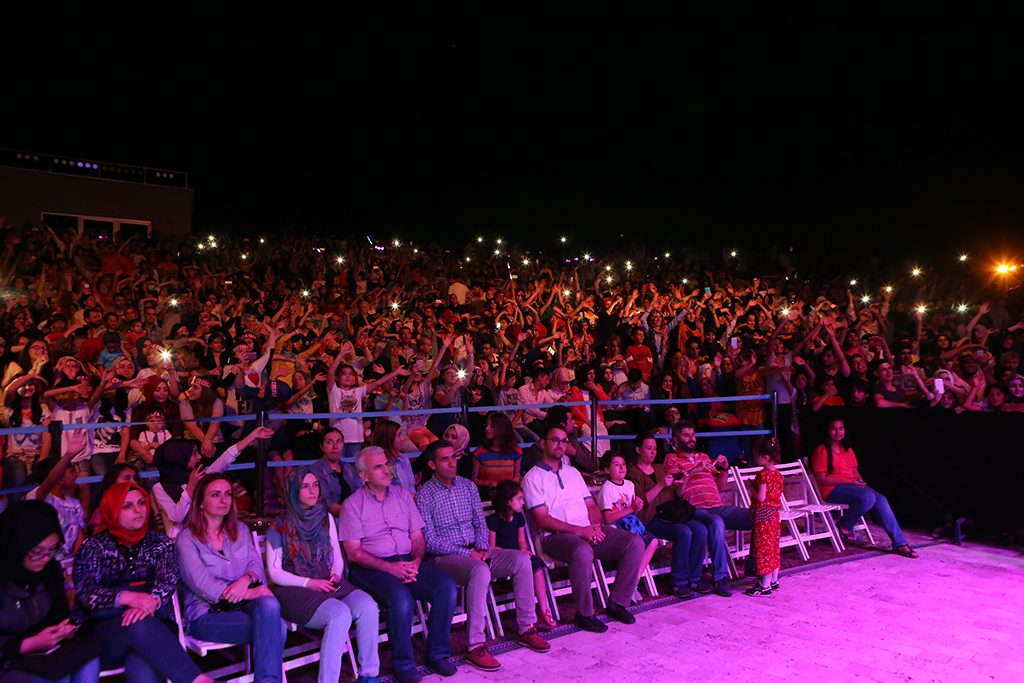 Ceceli’den Unutulmaz Konser