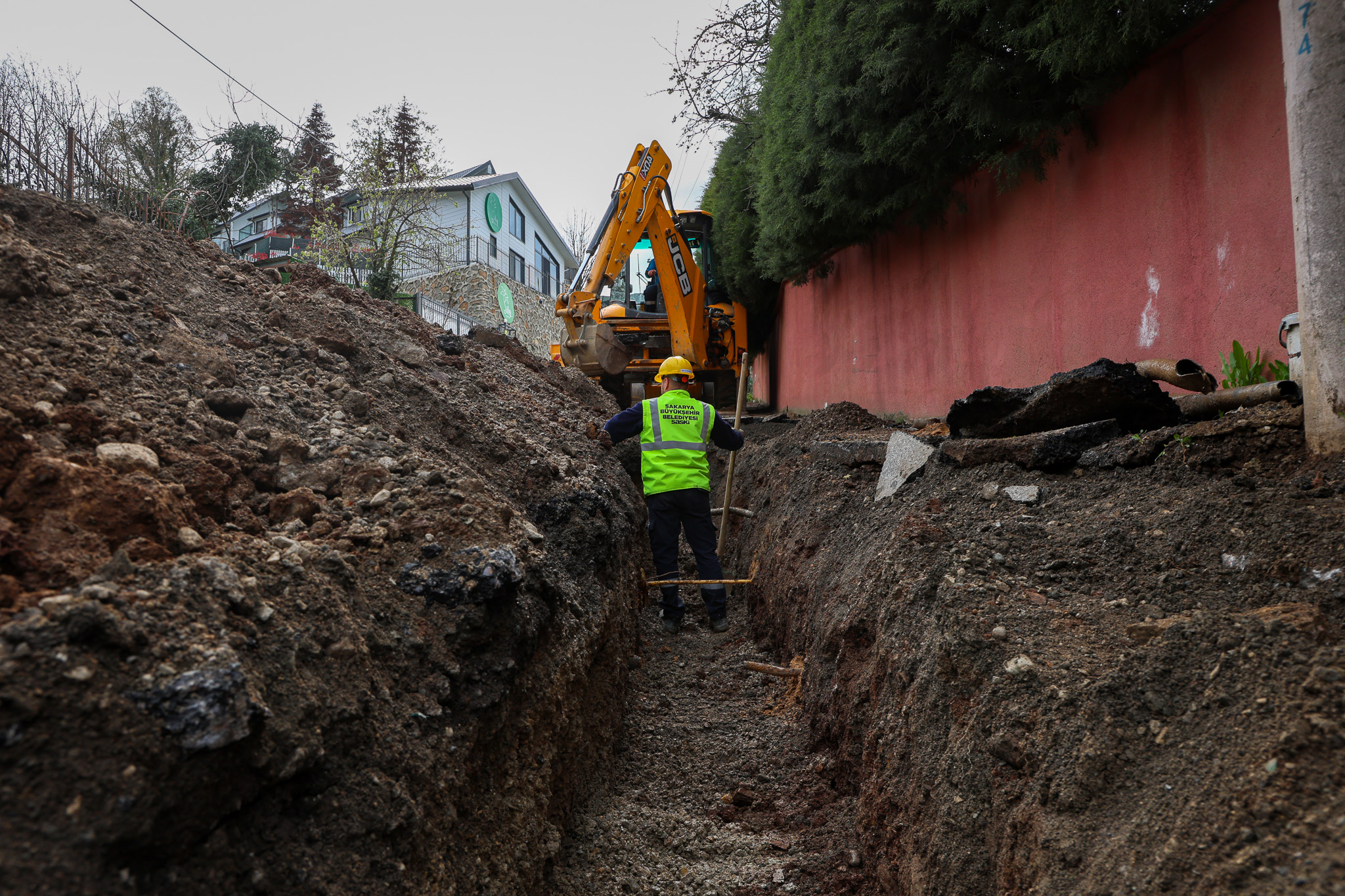 Sapanca’da Kuruçeşme’nin içme suyu hattı yenilendi