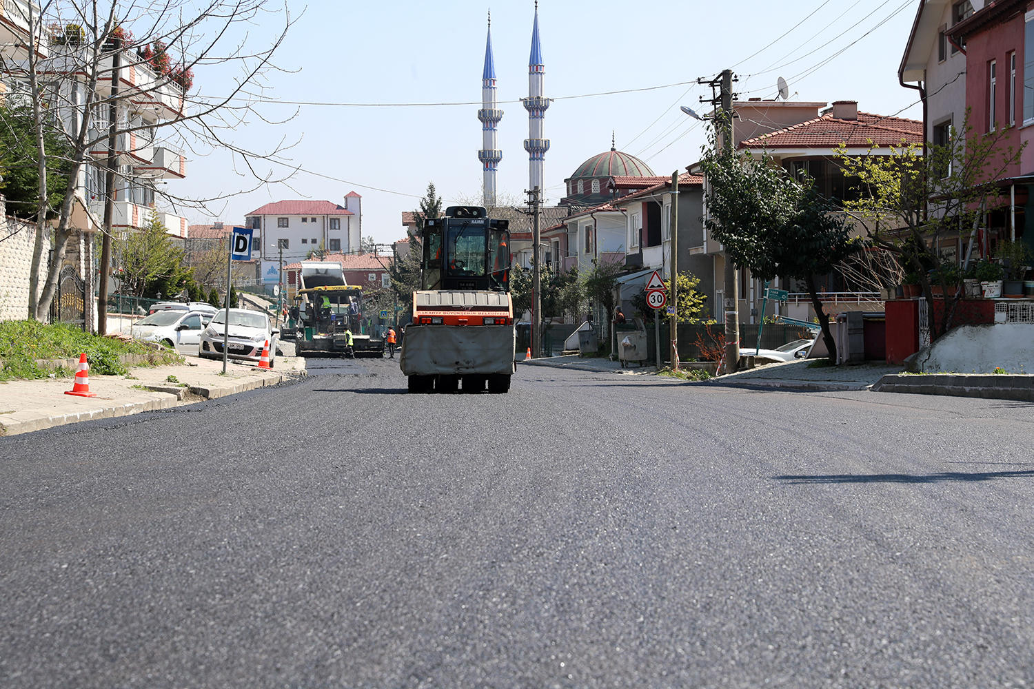 Erenler Türbe Caddesi yeni yüzüne kavuşuyor