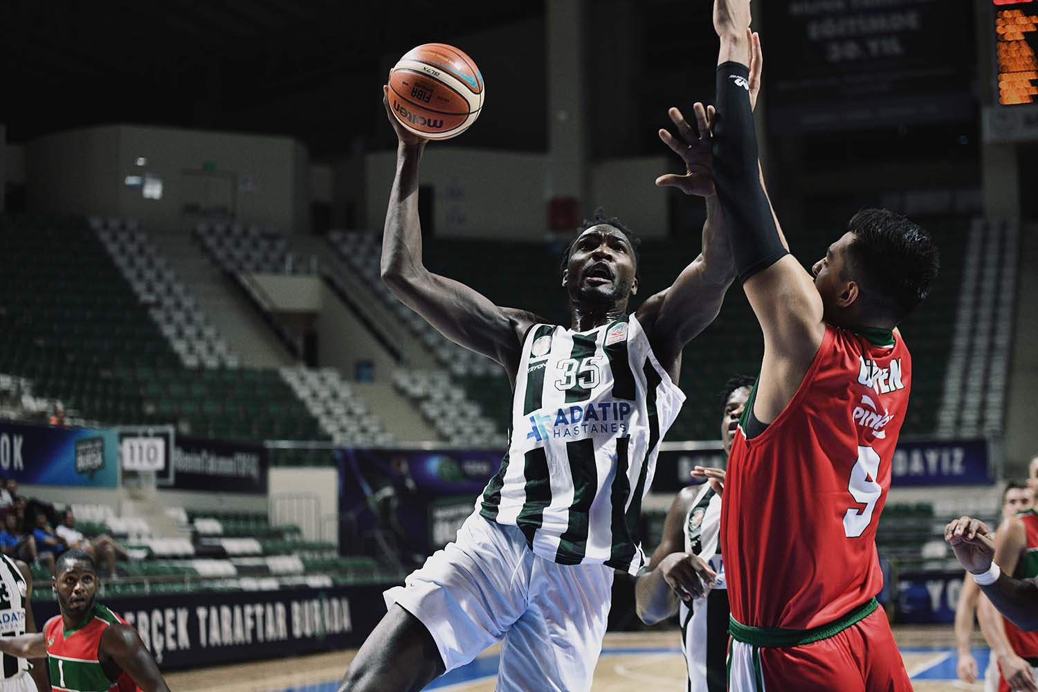 Büyükşehir Basketbol rakibini bekliyor