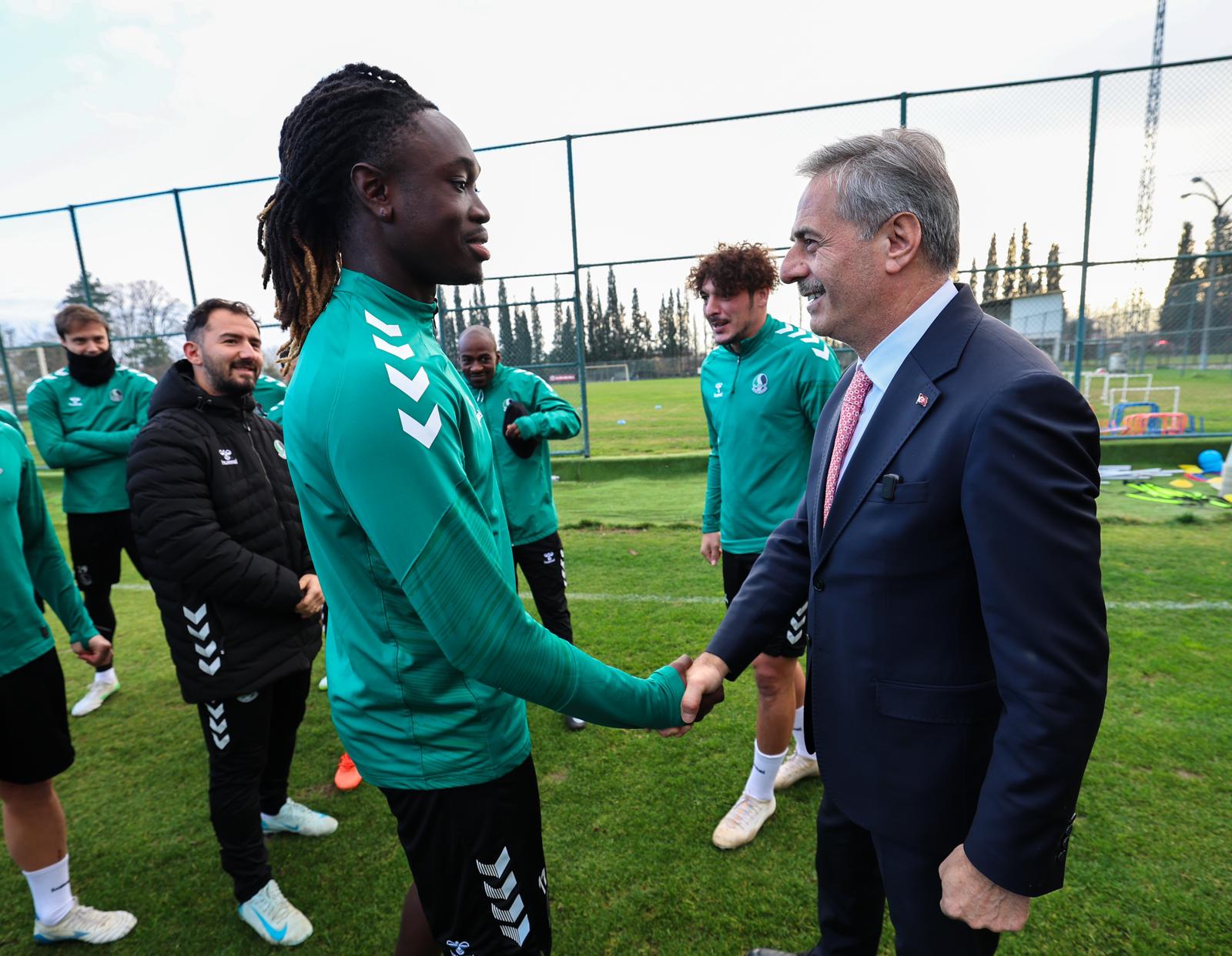 “Hep birlikte Sakaryaspor’un yanında olmaya devam edeceğiz”