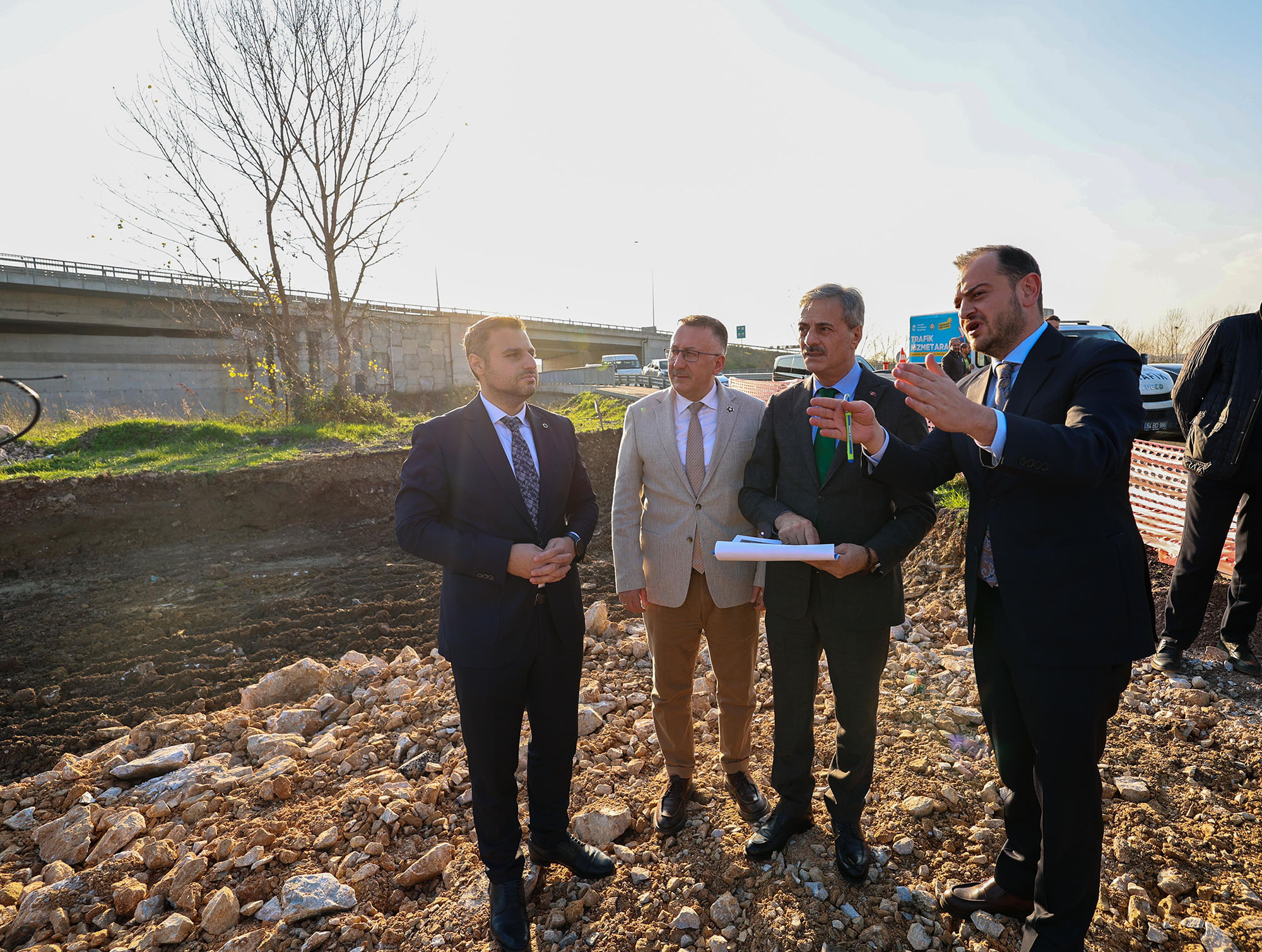 1 milyar TL’lik tarihi projede ilk kazma vuruldu: Yenikent’e cazibe katacak metrobüsler yakında yollarda
