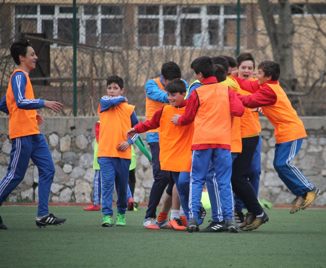 Büyükşehir Futbol Okulu’na yoğun ilgi