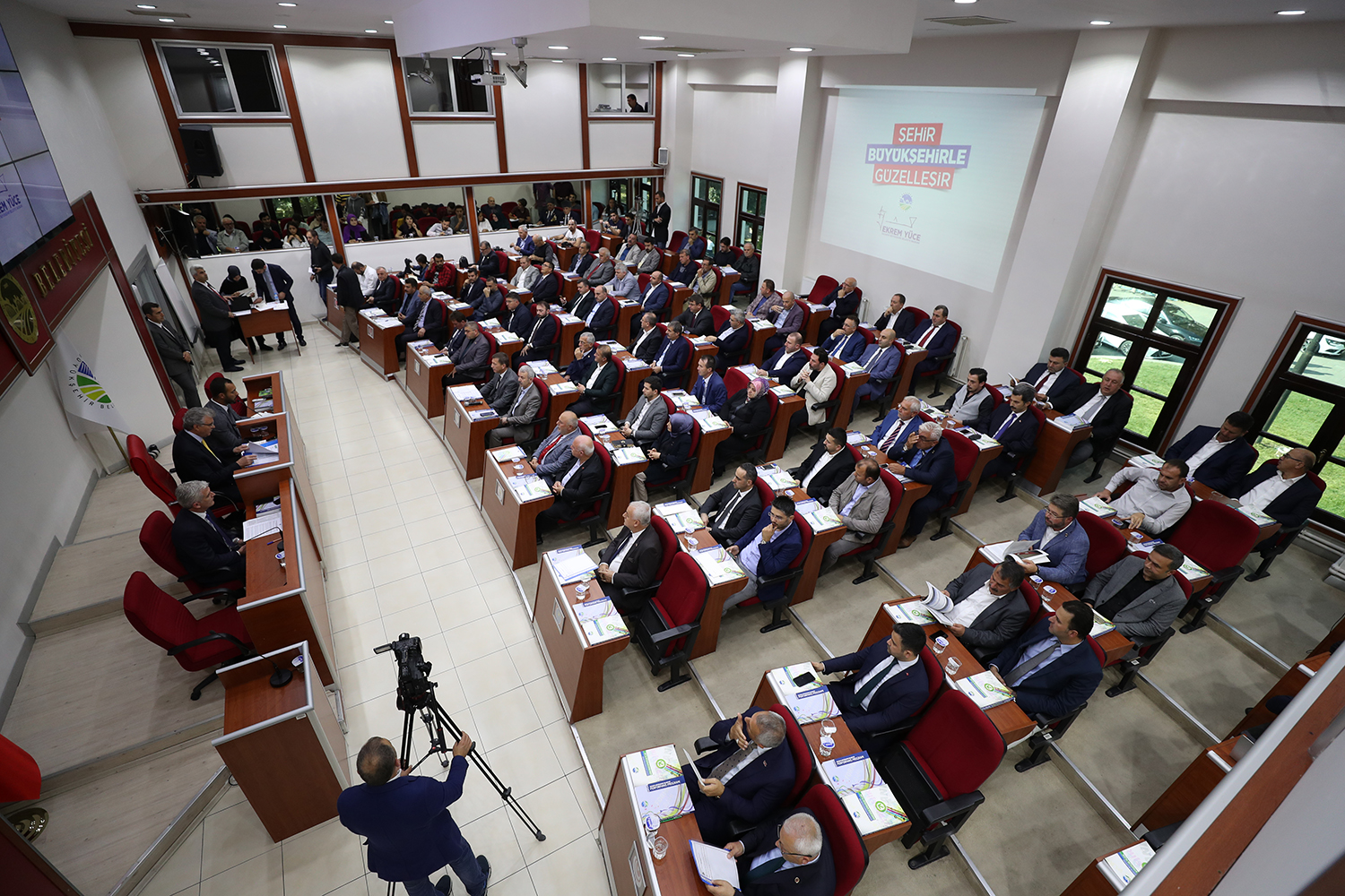 Büyükşehir Meclisi’nden Barış Pınarı Harekâtına tam destek