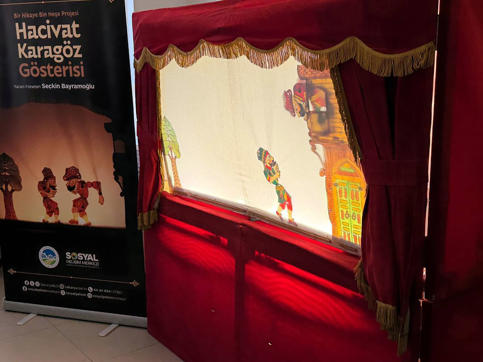 Büyükşehir şehrin dört yanına “Bir Hikâye Bin Neşe” taşımaya devam ediyor