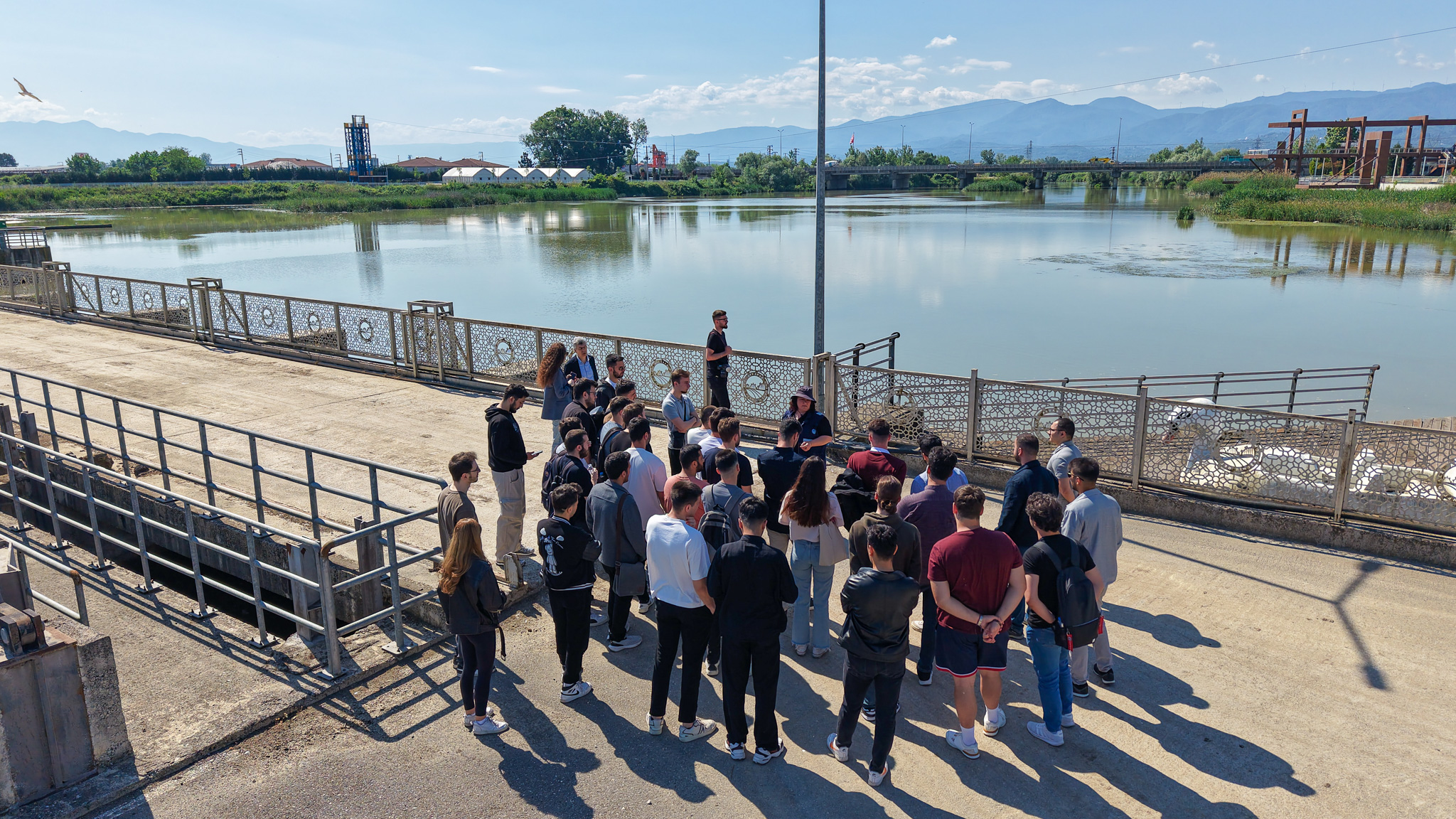 Mühendis adayları enerji üreten sistemleri SASKİ tesislerinde inceledi
