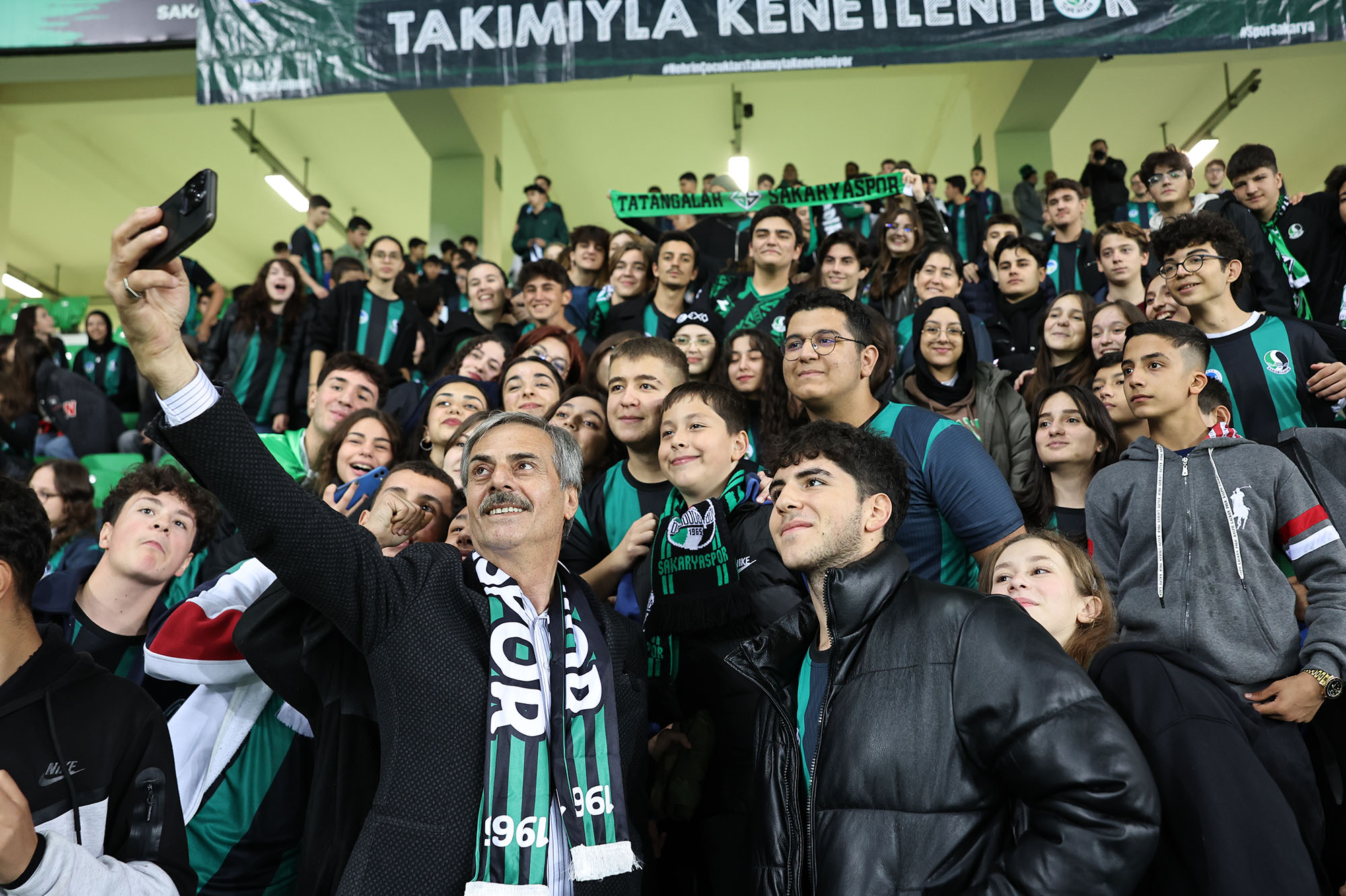 10 futbol, 10 basketbol ve voleybol sahası için ilk adım atılıyor