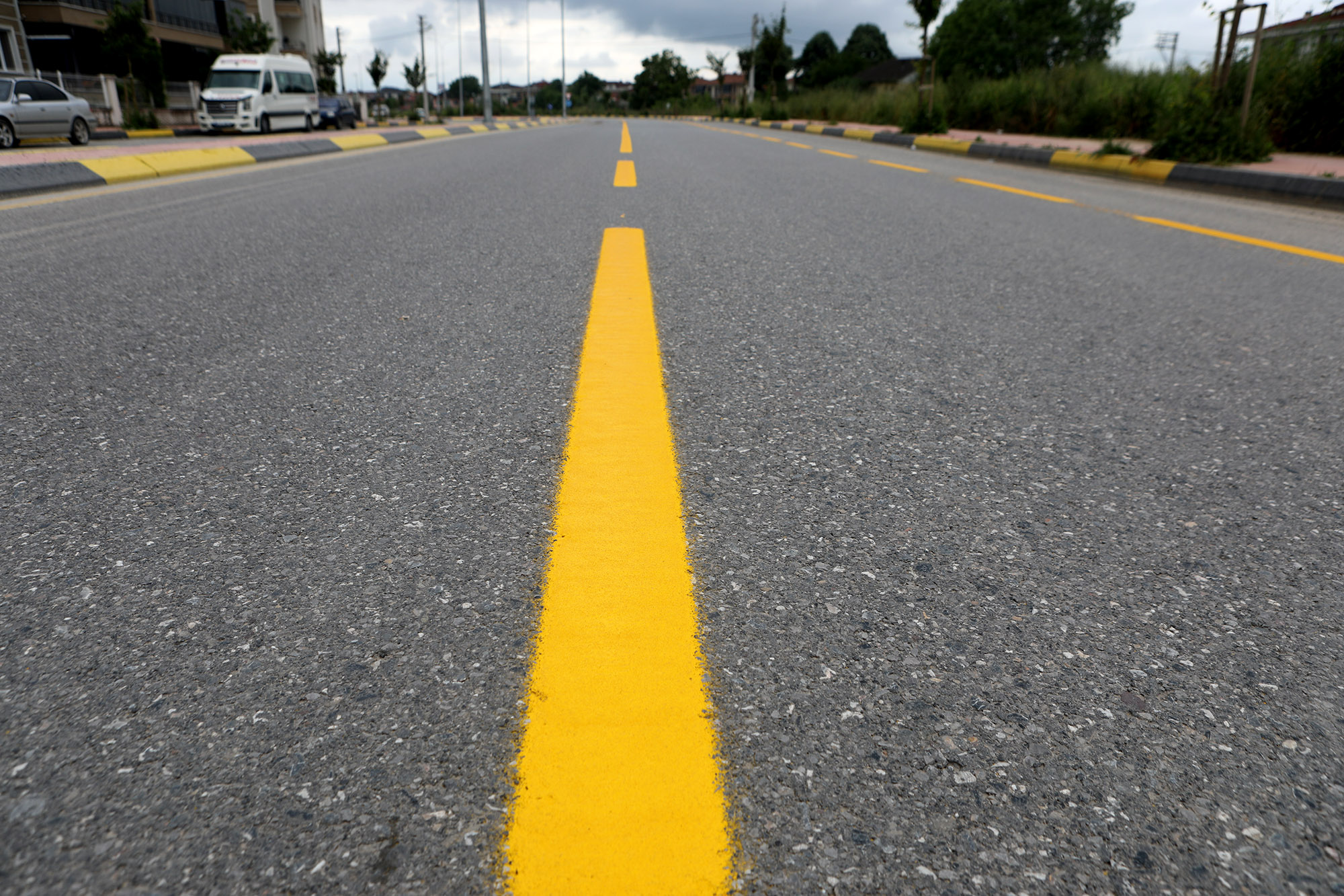 Büyükşehir’den güvenli sürüş için 3 bin 528 kilometrelik yol çizgisi 
