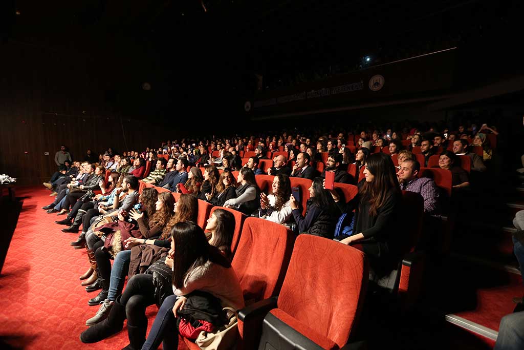 Pinhani Büyük Beğeni Kazandı