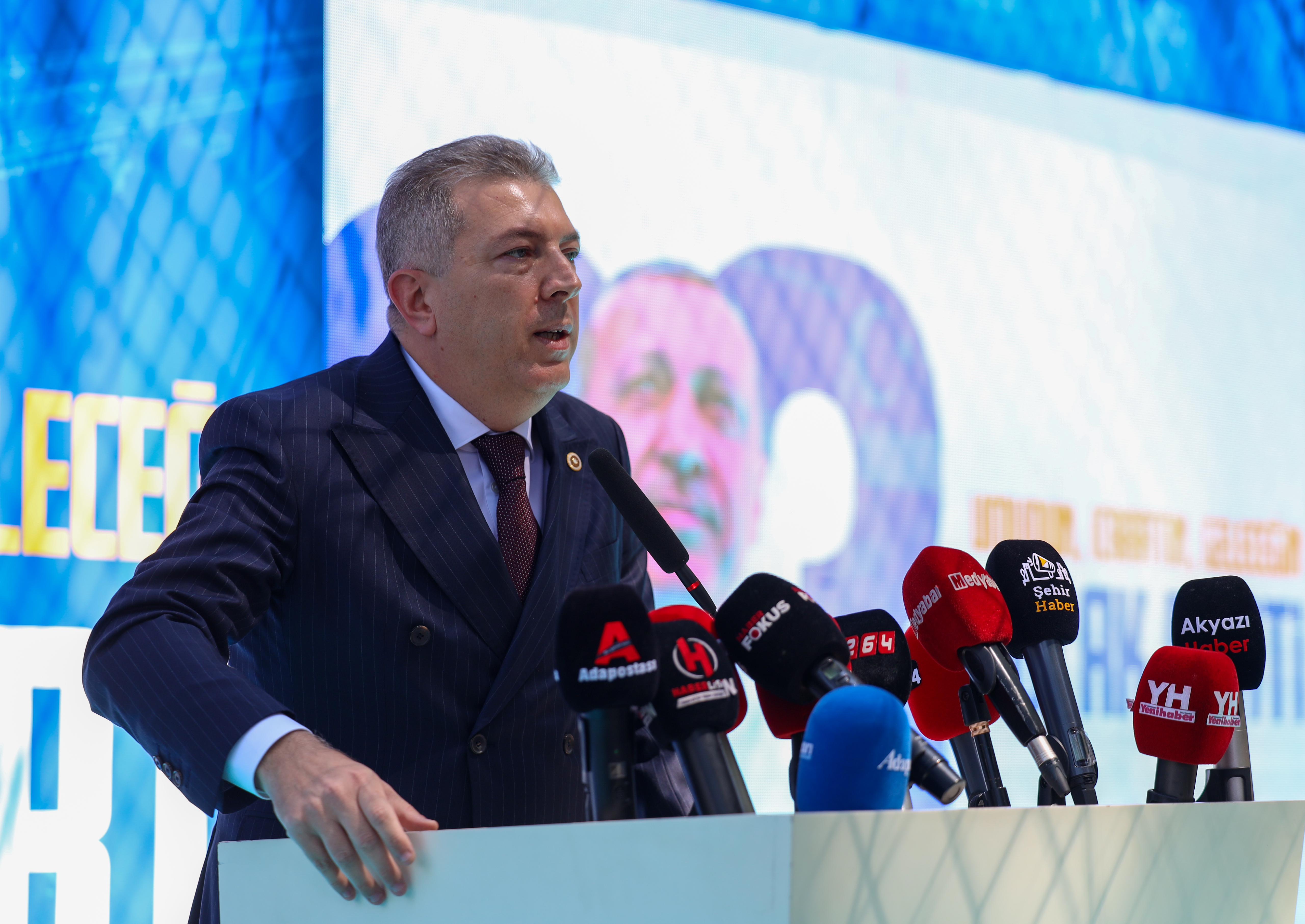 “AK Parti, ülkesi ve milleti için canını hiçe sayanların kurduğu bir partidir”