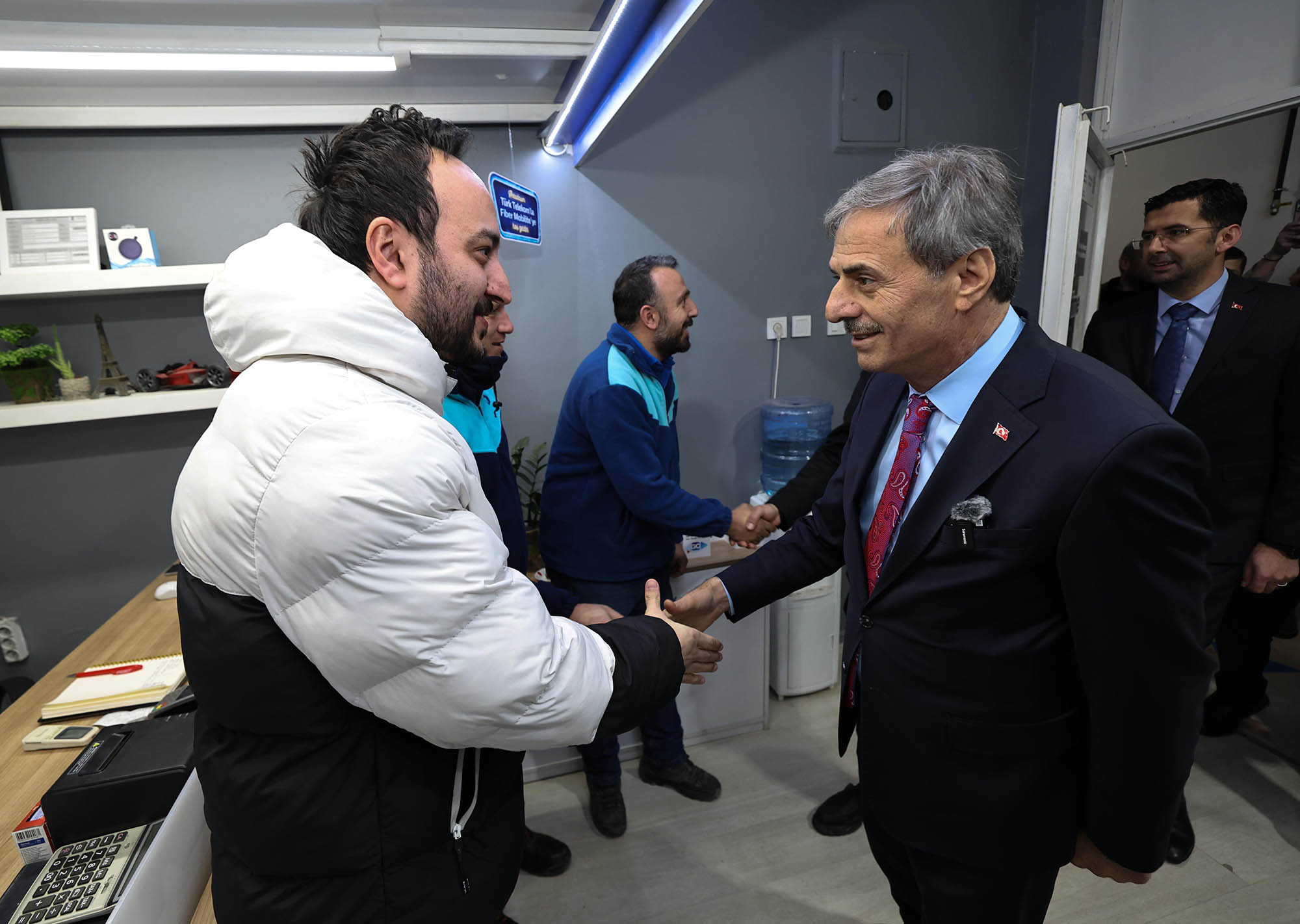 “Modern bir spor salonunu ilçemize kazandırıyoruz”