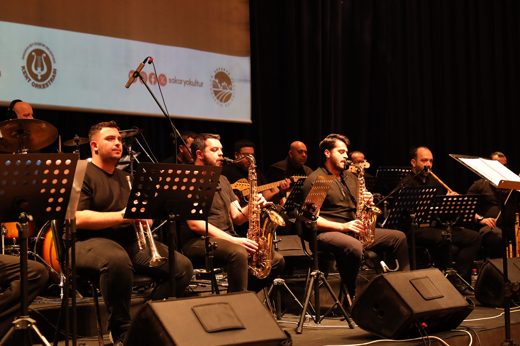 Türk Rock Müziğinin efsaneleri unutulmaz bir konserle anıldı