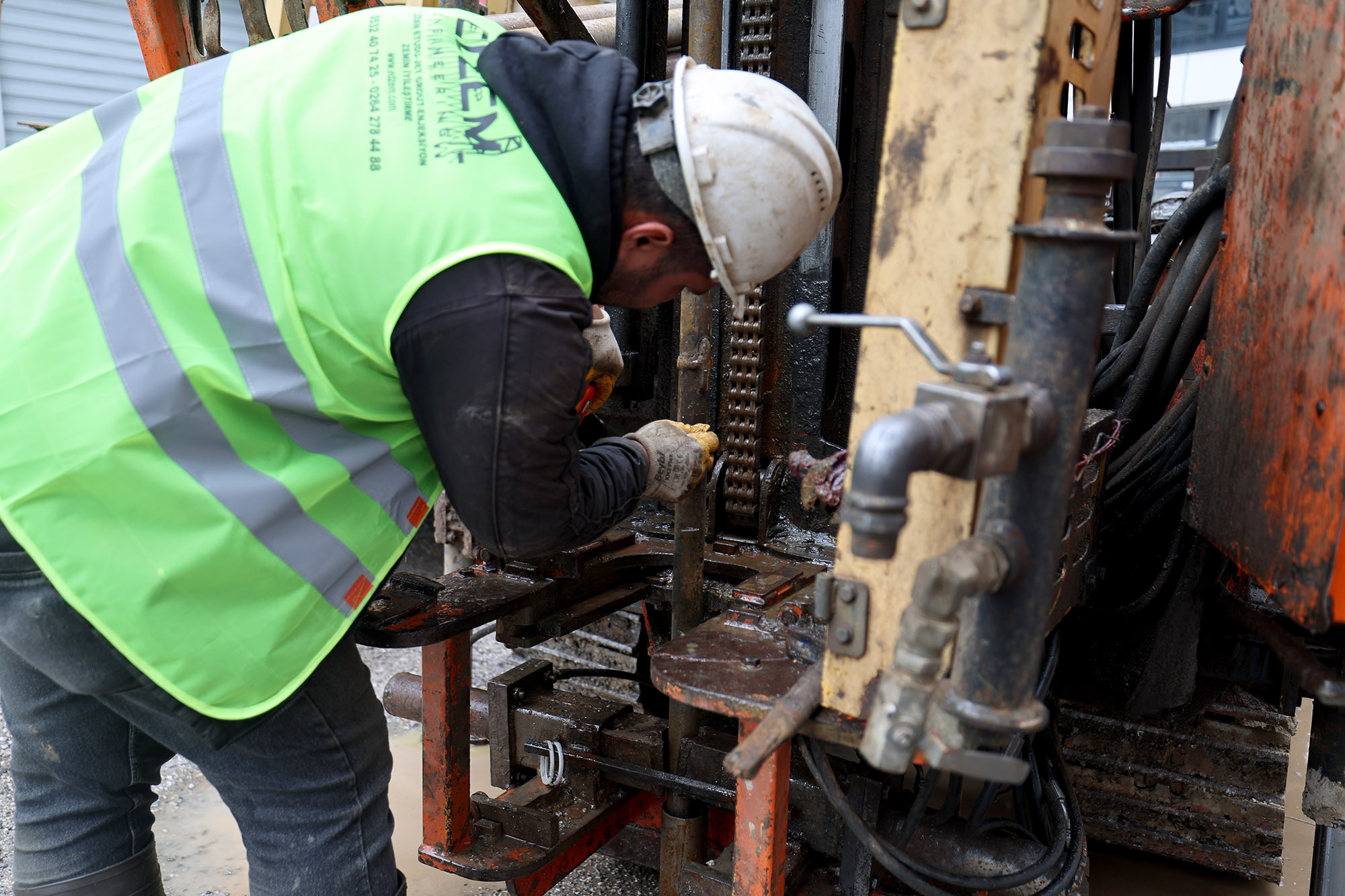 Tığcılar’da kentsel dönüşüm sondaj çalışmalarıyla başladı