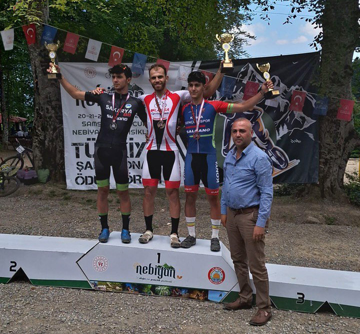 Büyükşehir’in başarılı pedalları podyumu boş bırakmadı