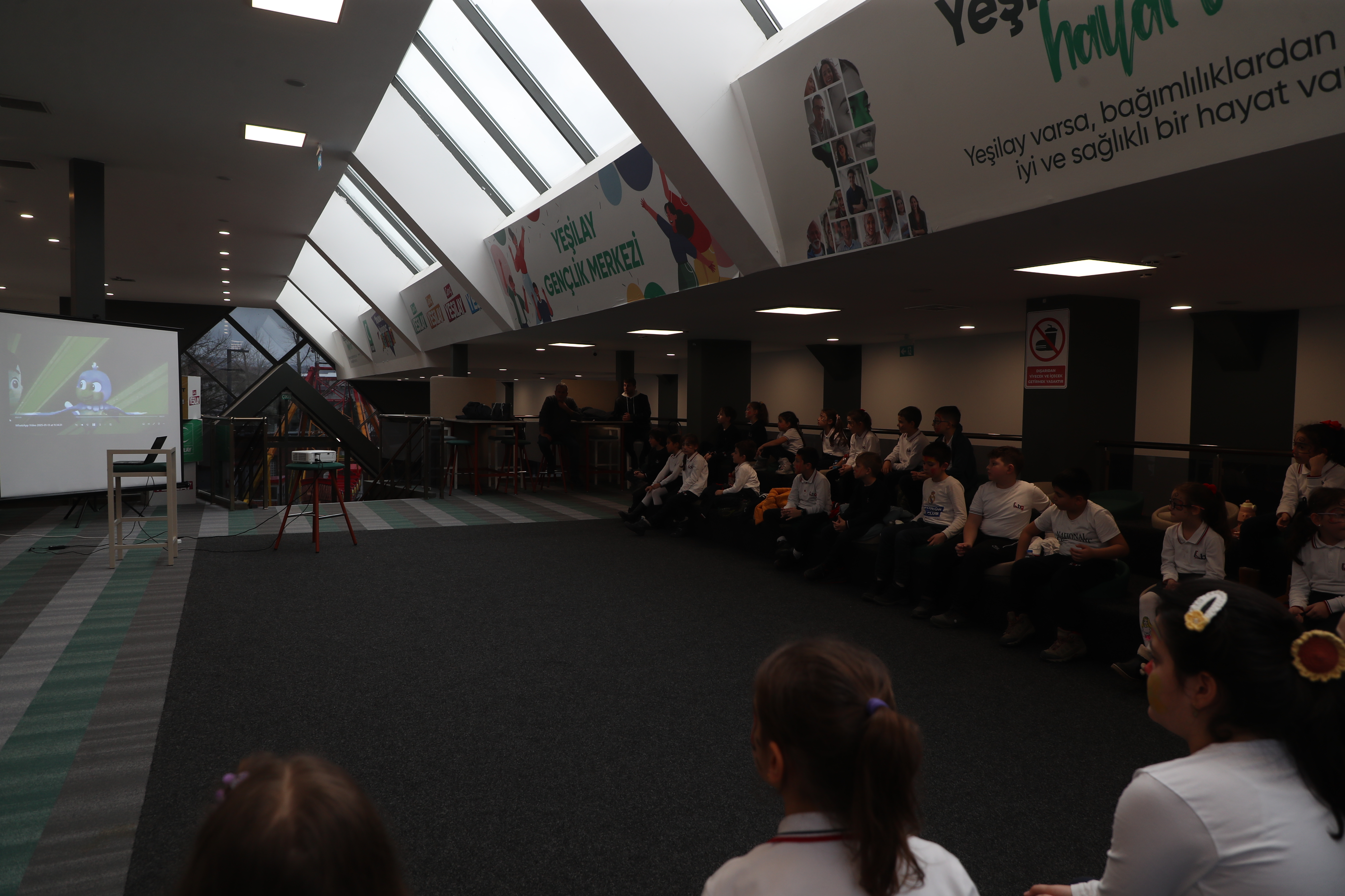 Sakarya’nın minikleri ‘bağımlılık’ tehlikesini oyunlar eşliğinde öğrendi