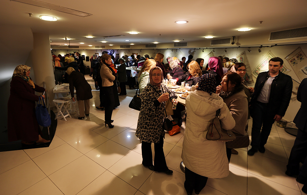 El Sanatları AKM’de Sergileniyor