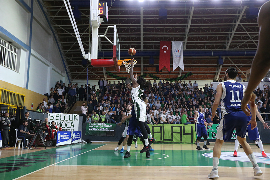 Basketbol Süper Ligi’ne yükseleceğiz