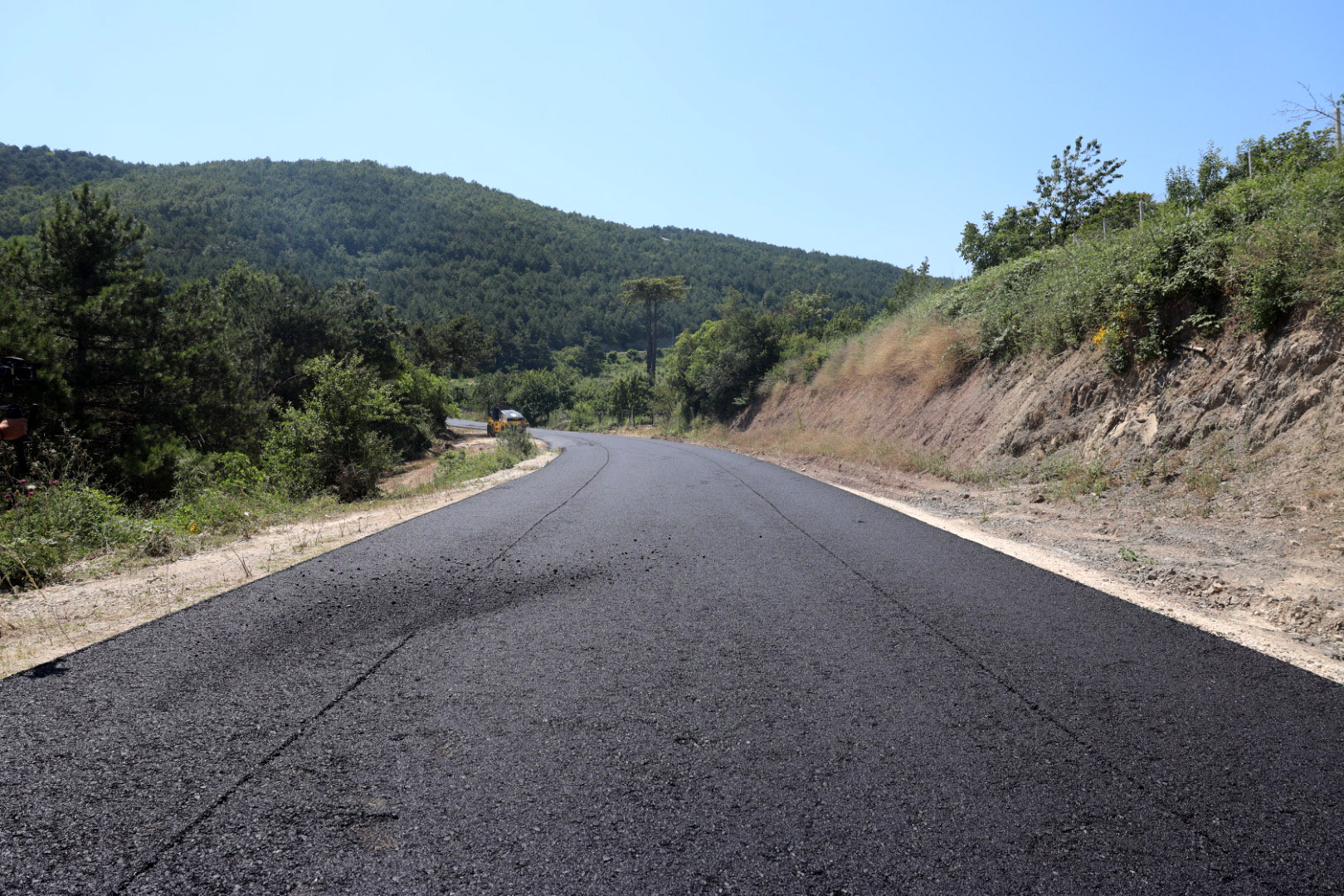 Geyve’deki 6 kilometrelik güzergâh Büyükşehirle sil baştan yenileniyor